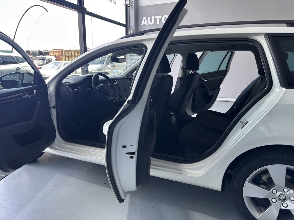 SKODA OCTAVIA COMBI 2.0TDI 
