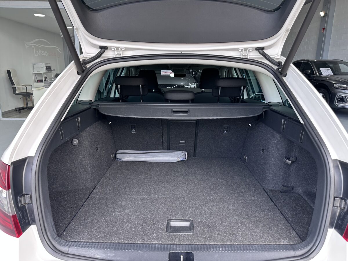 SKODA OCTAVIA COMBI 2.0TDI 