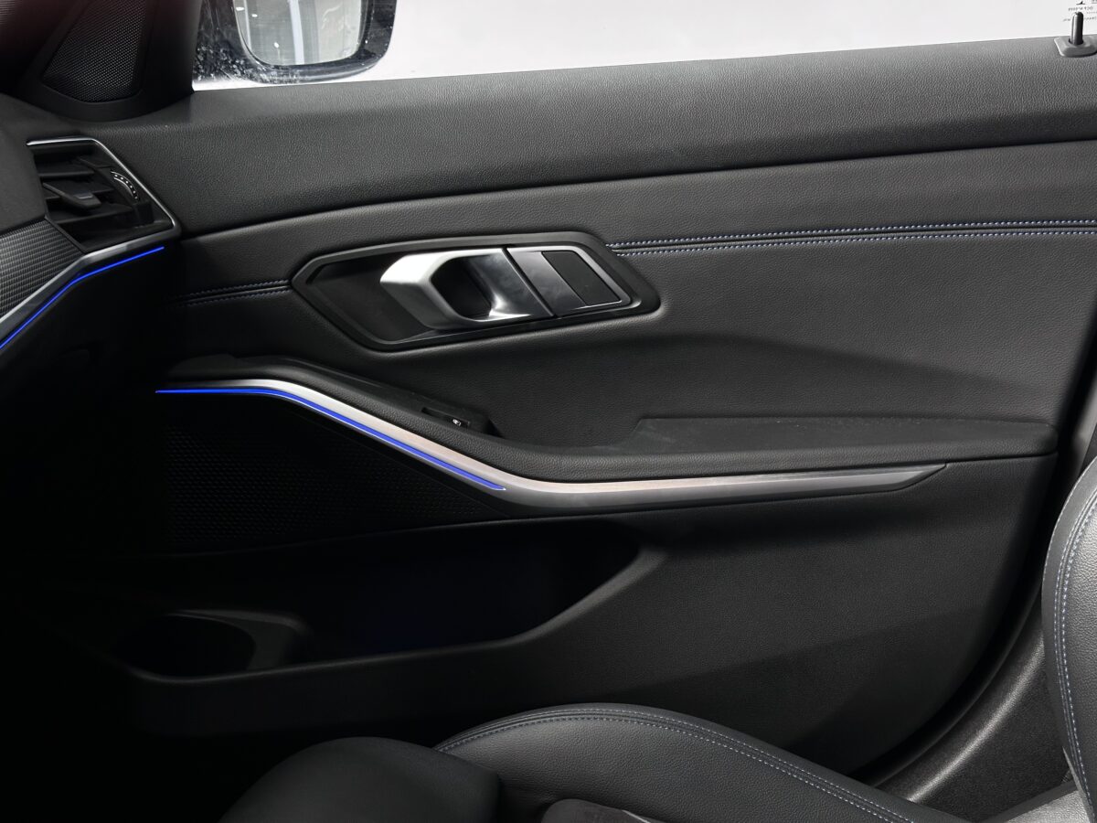 BMW Serie 3 330i Xdrive pack M 