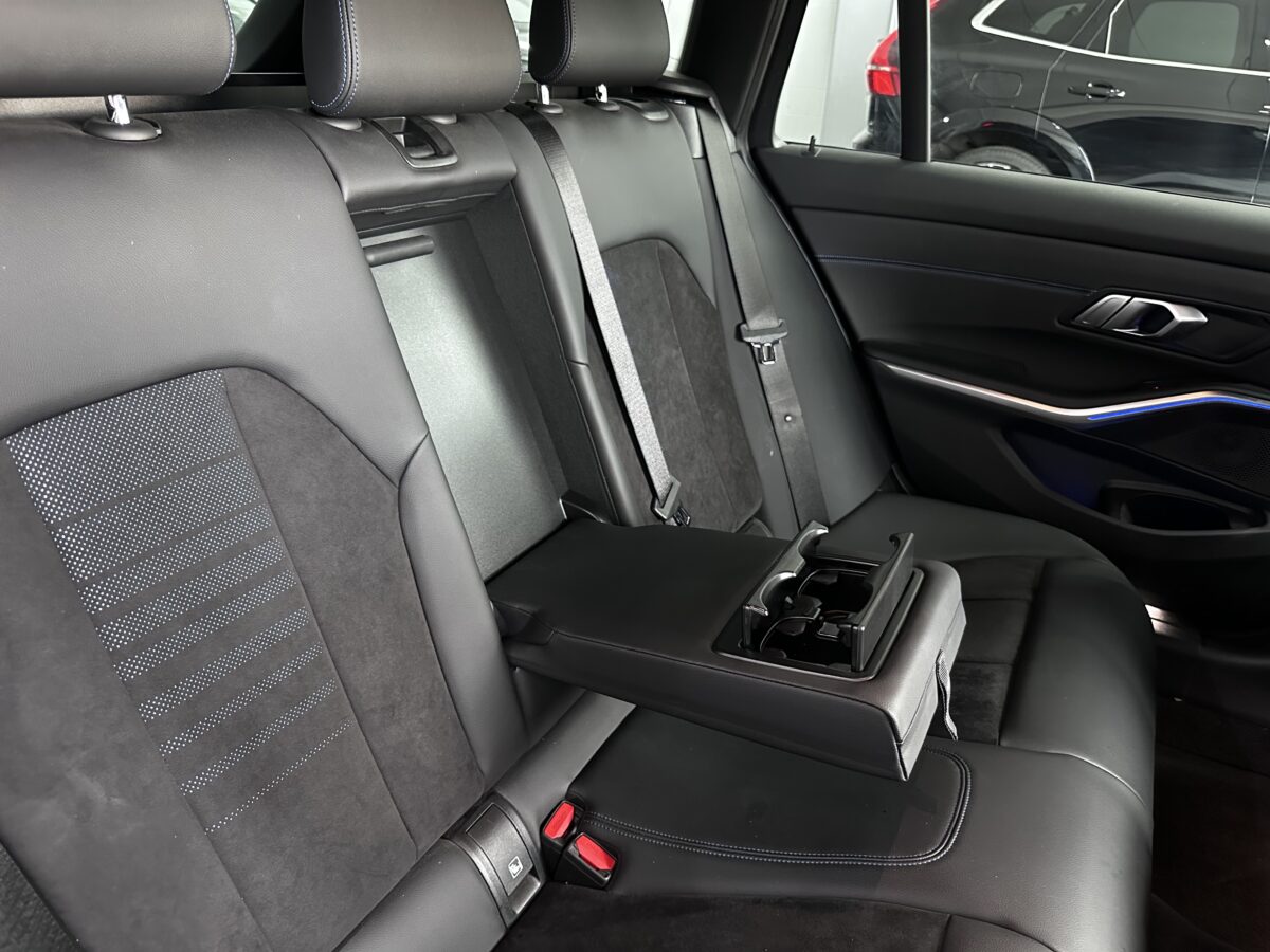 BMW Serie 3 330i Xdrive pack M 