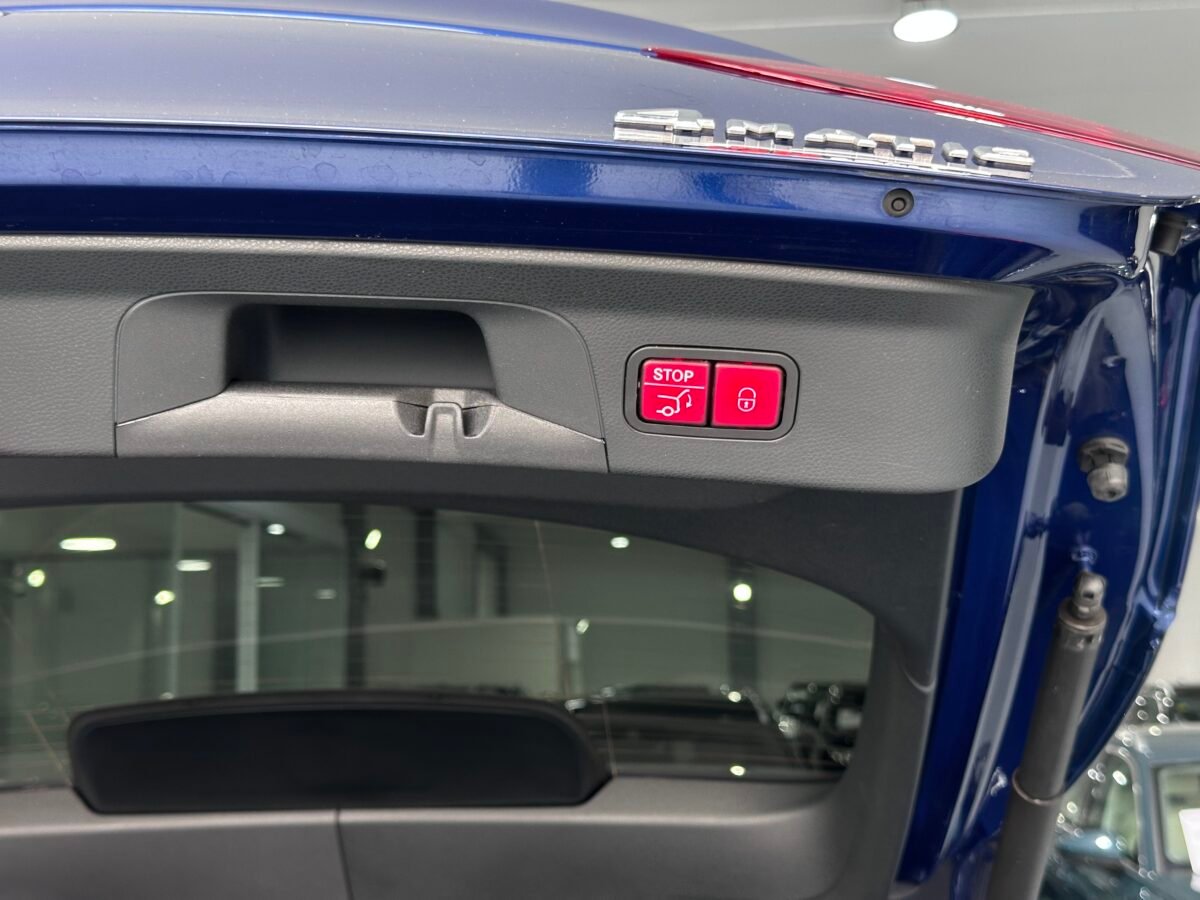 MERCEDES-BENZ GLC COUPE 300 AMG ECO 