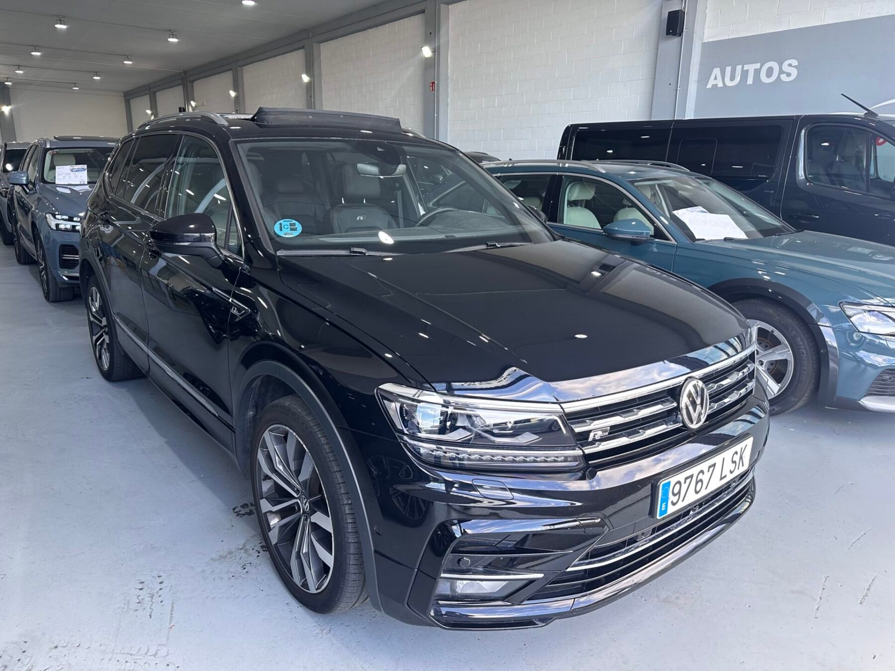 VOLKSWAGEN TIGUAN ALLSPACE R LINE 4 MOTION