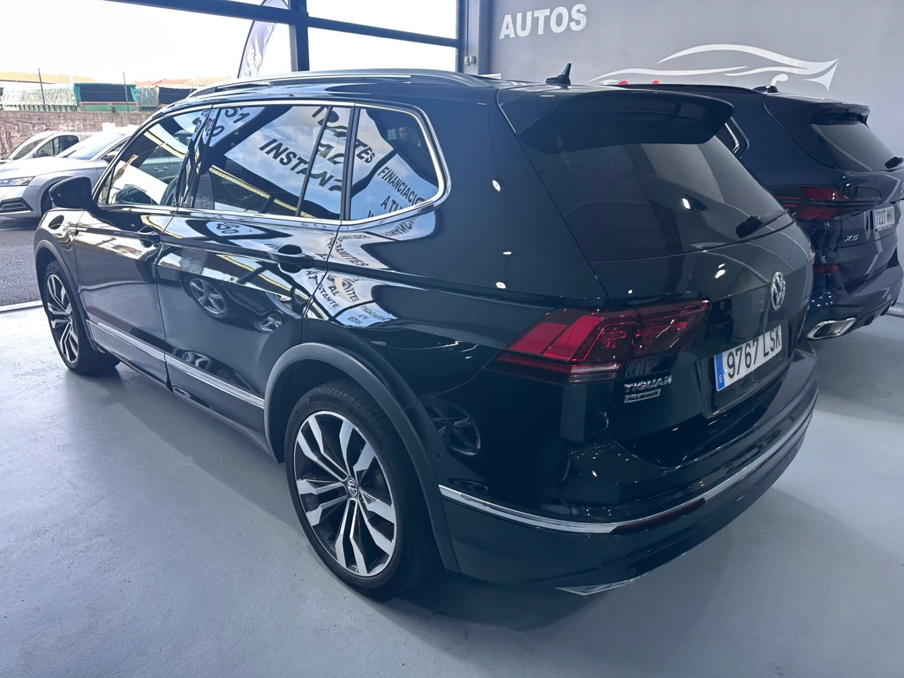 VOLKSWAGEN TIGUAN ALLSPACE R LINE 4 MOTION