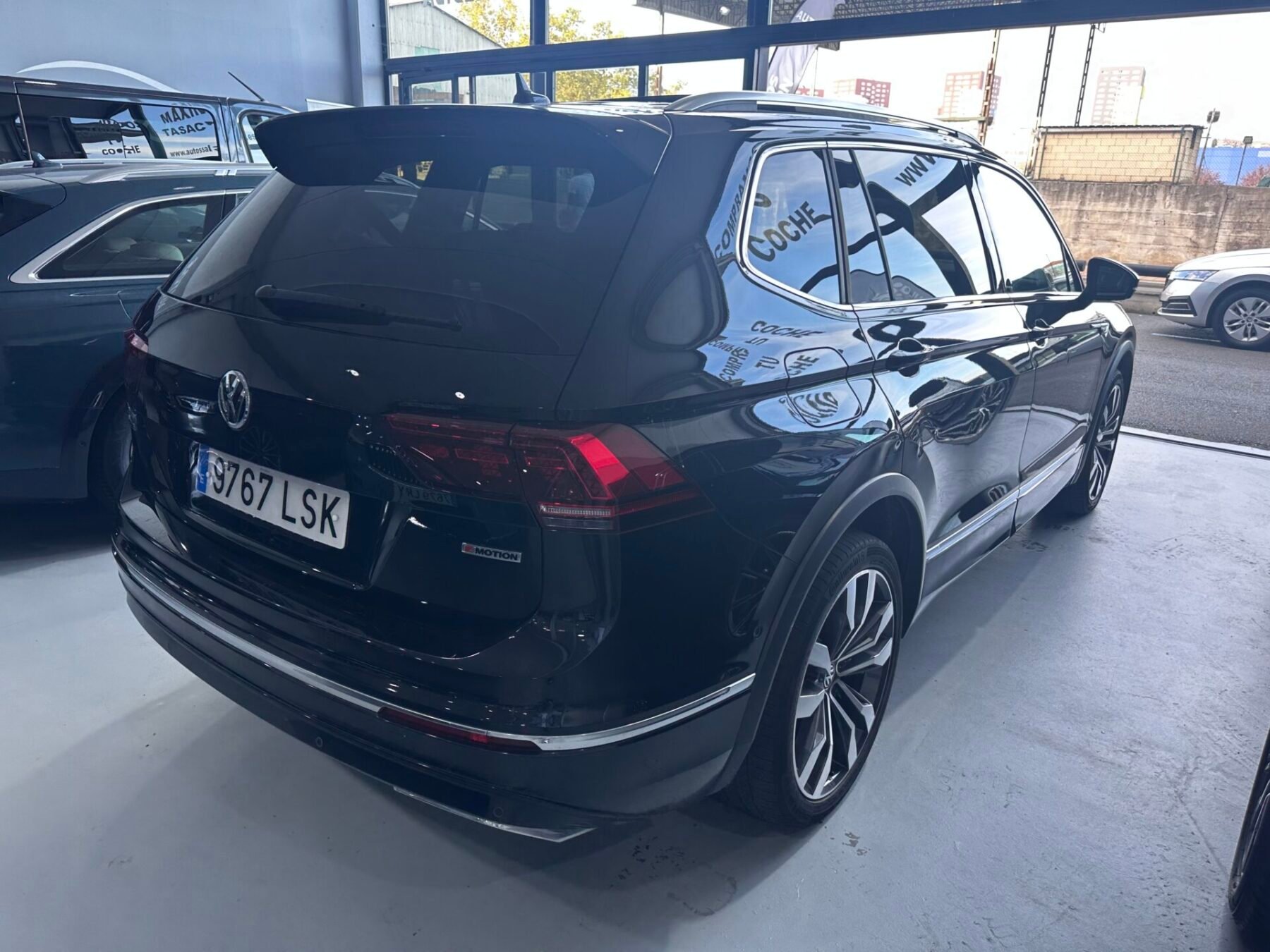 VOLKSWAGEN TIGUAN ALLSPACE R LINE 4 MOTION