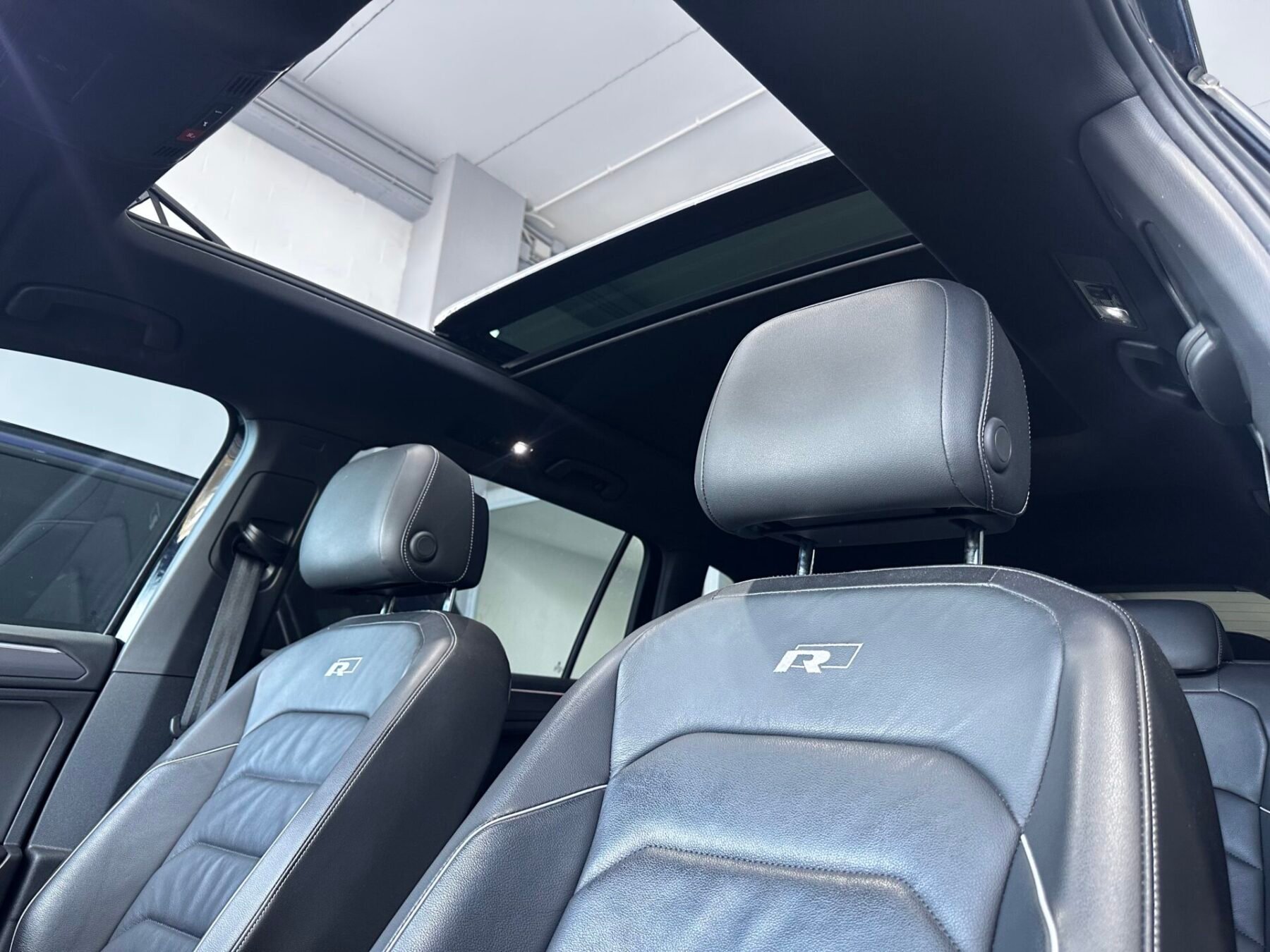 VOLKSWAGEN TIGUAN ALLSPACE R LINE 4 MOTION