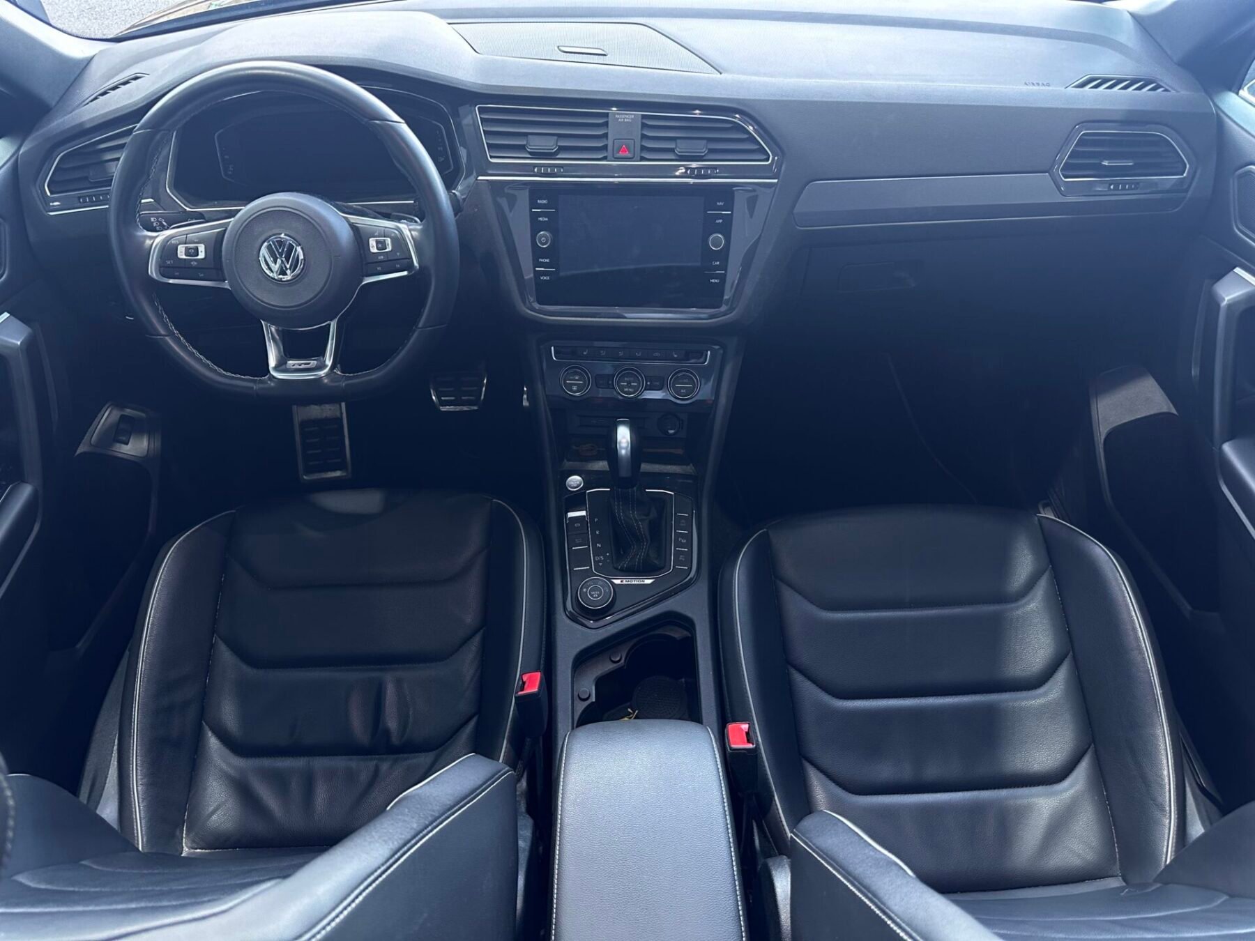 VOLKSWAGEN TIGUAN ALLSPACE R LINE 4 MOTION