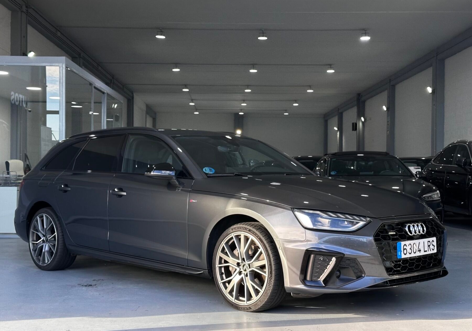 AUDI A4 40 TDI BLACK LINE 
