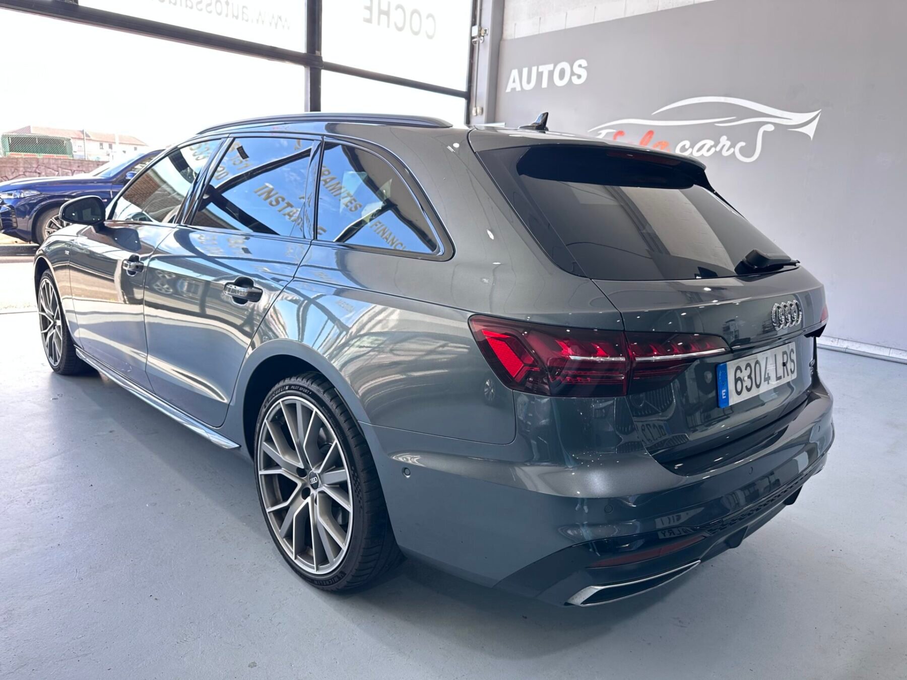 AUDI A4 40 TDI BLACK LINE 