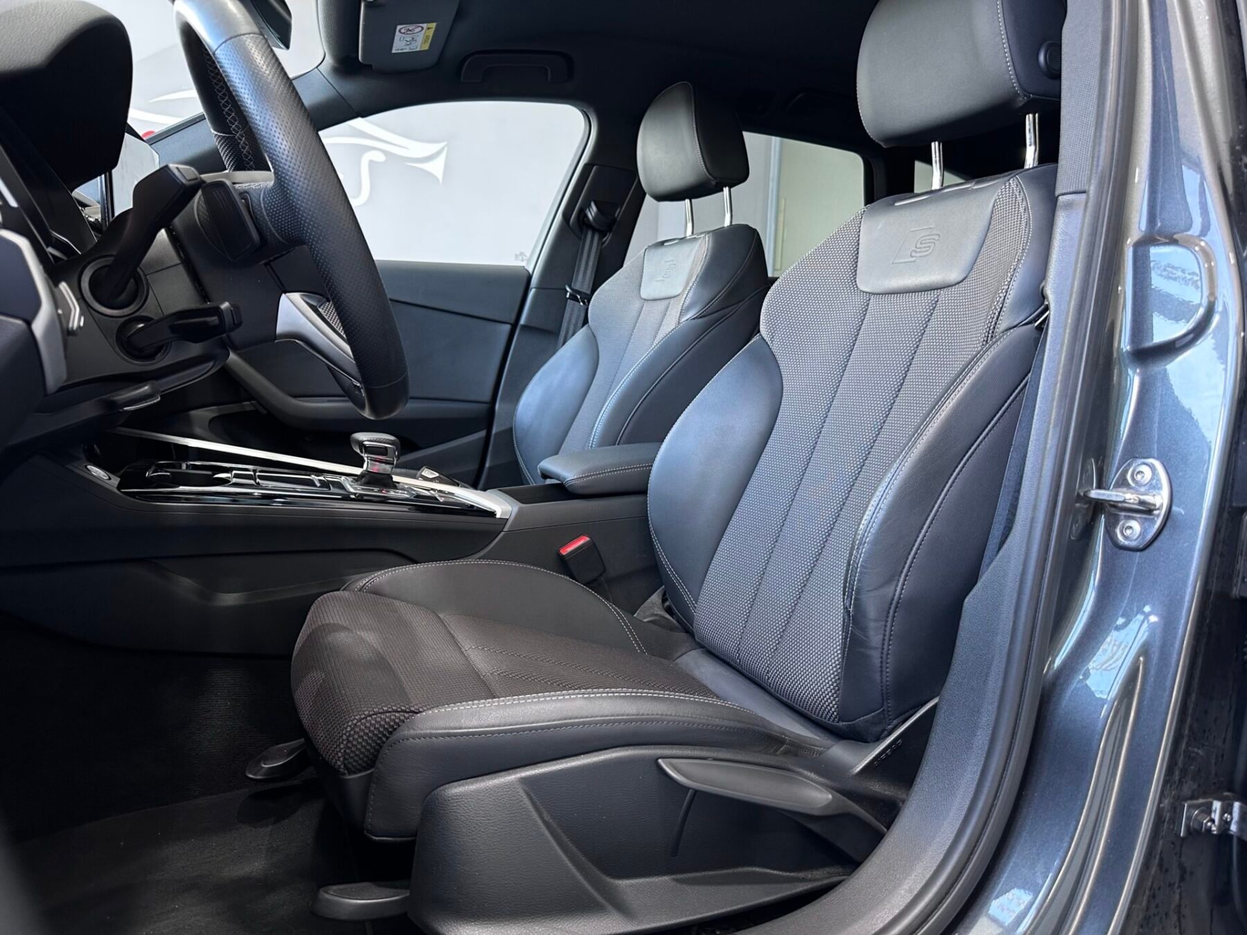 AUDI A4 40 TDI BLACK LINE 