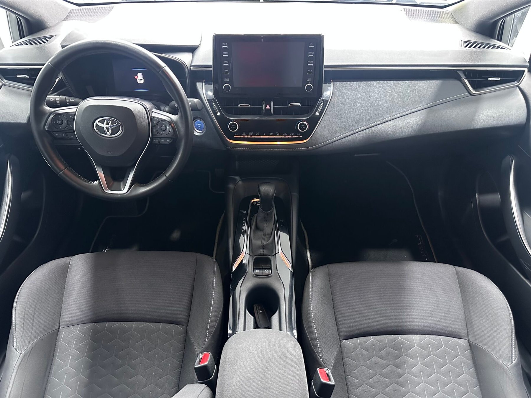 TOYOTA COROLLA ACTIVE TECH TOURING SPORT