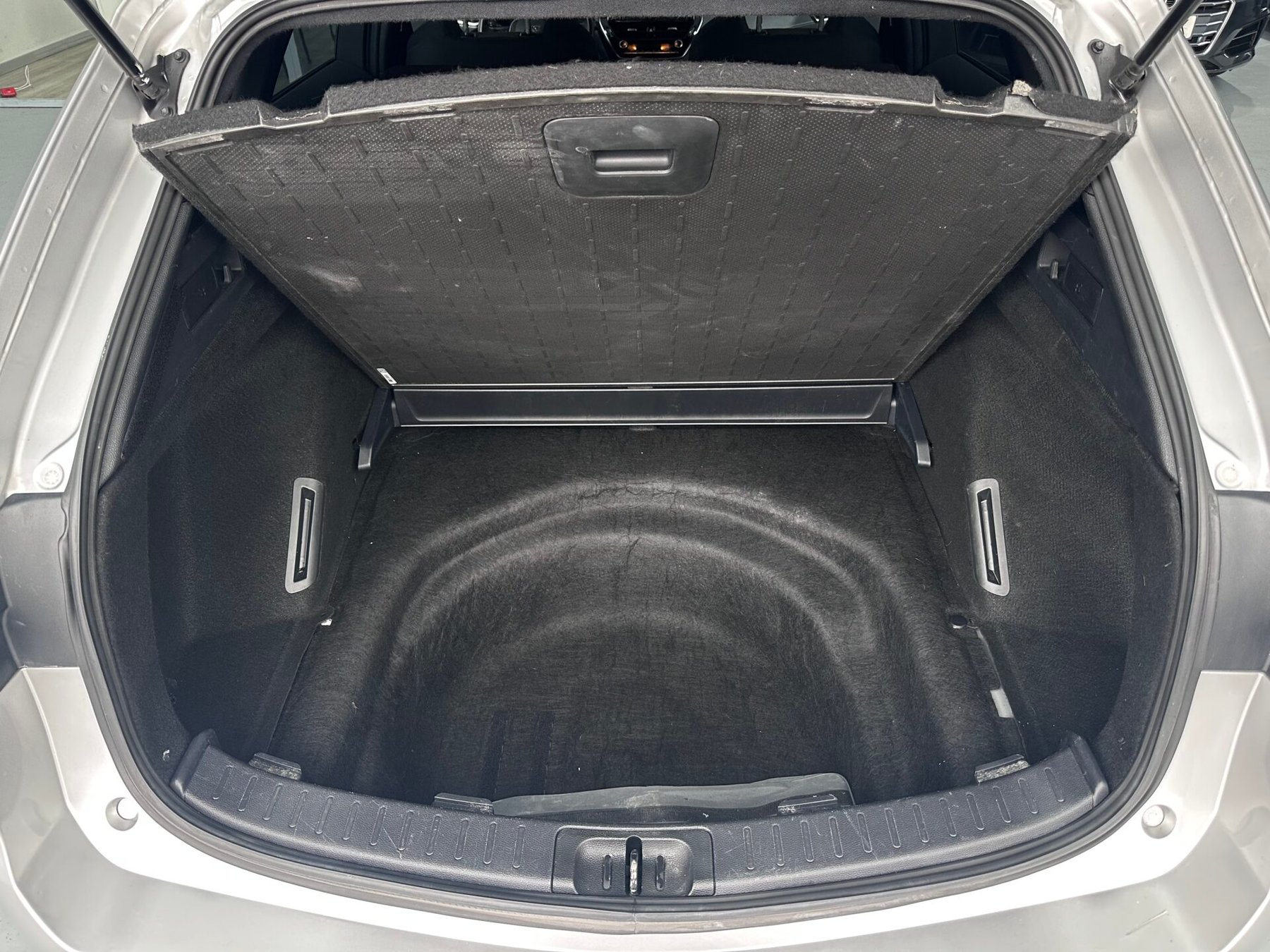 TOYOTA COROLLA ACTIVE TECH TOURING SPORT