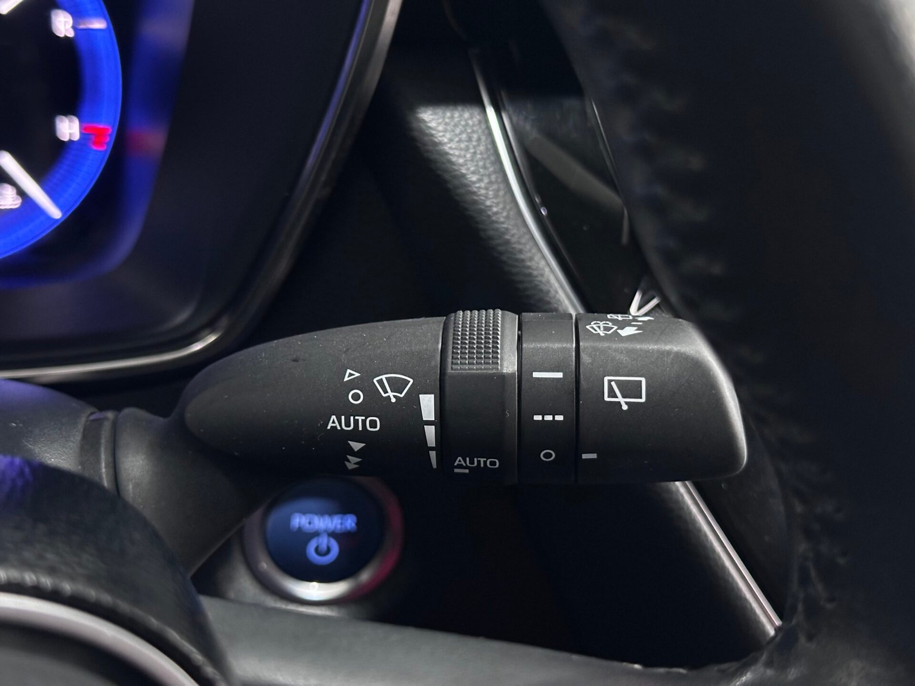 TOYOTA COROLLA ACTIVE TECH TOURING SPORT