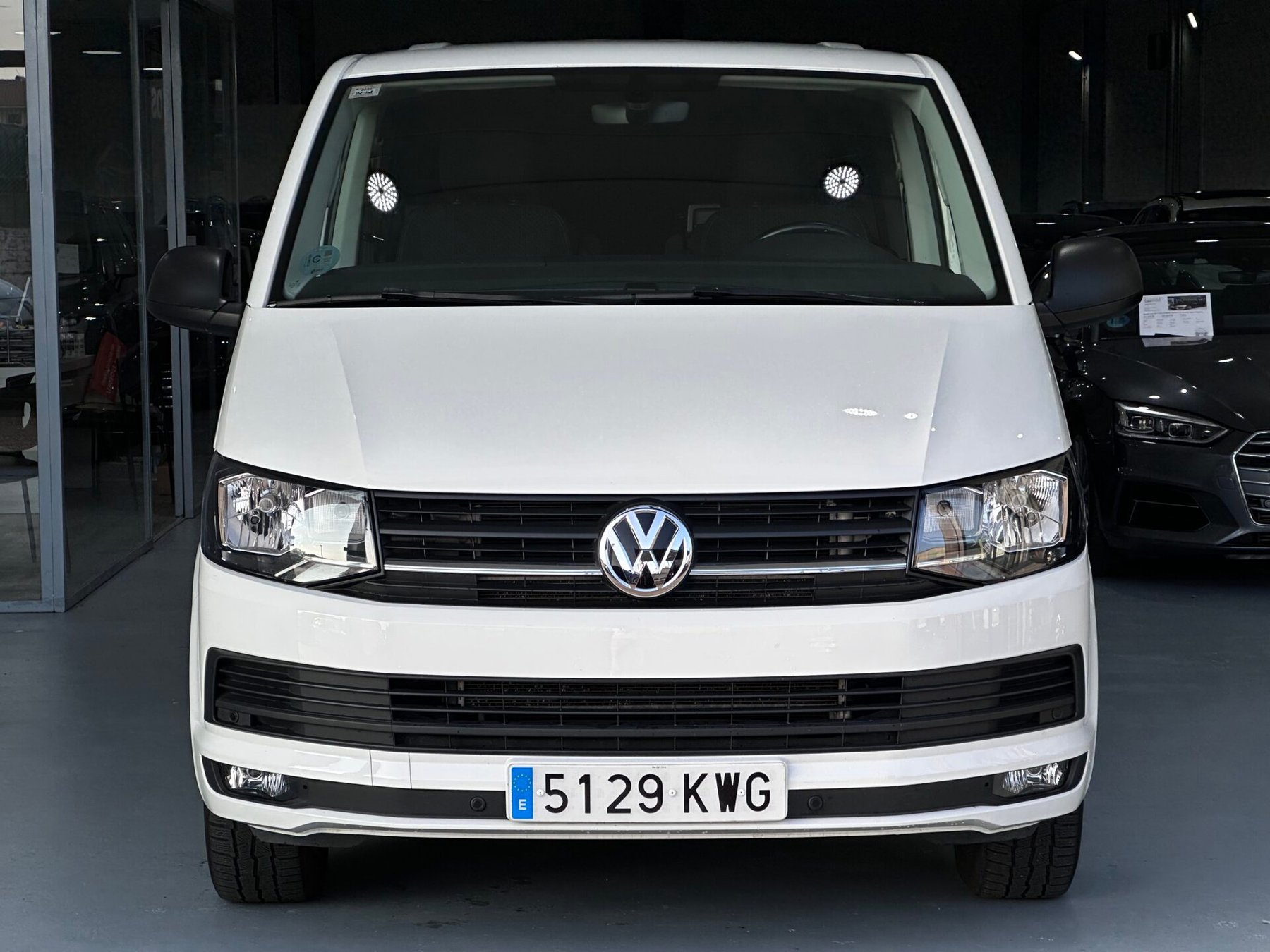 VOLKSWAGEN MULTIVAN OUTDOOR 