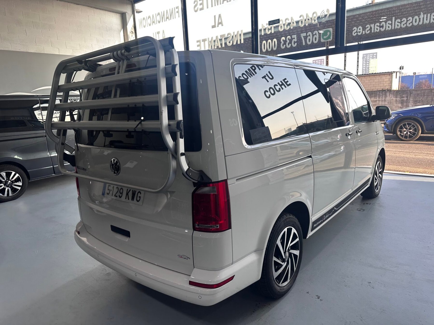 VOLKSWAGEN MULTIVAN OUTDOOR 