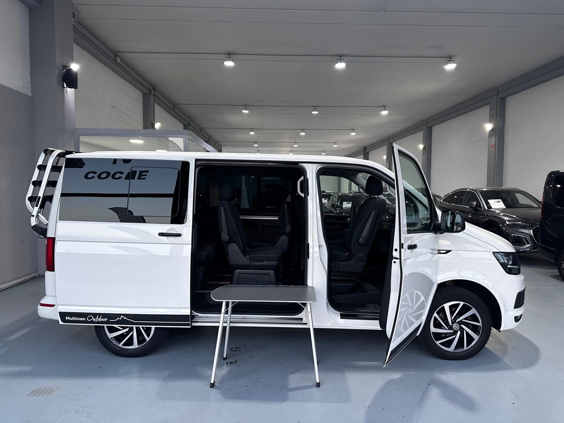 VOLKSWAGEN MULTIVAN OUTDOOR 