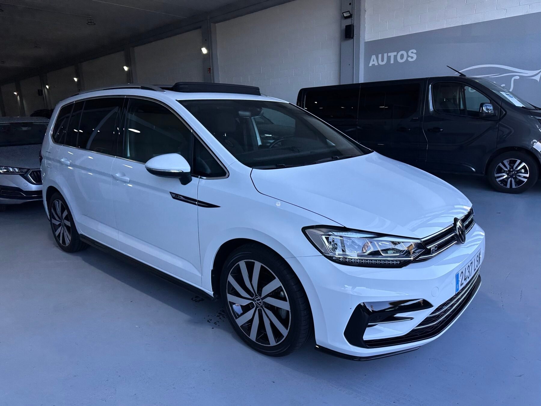VOLKSWAGEN TOURAN RLINE 2.0TDI DSG 7 PLAZAS 