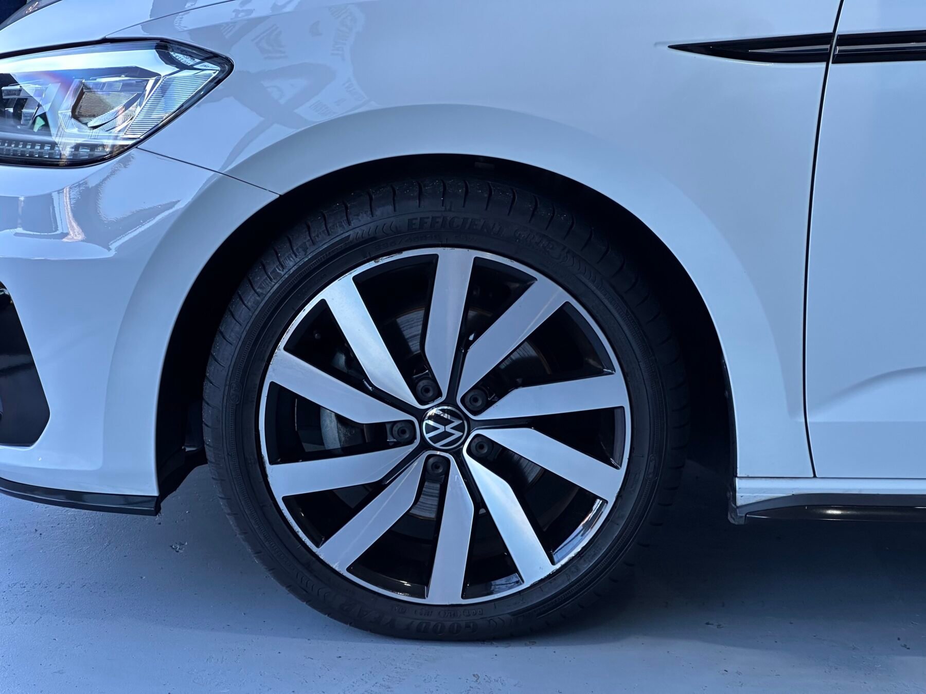 VOLKSWAGEN TOURAN RLINE 2.0TDI DSG 7 PLAZAS 