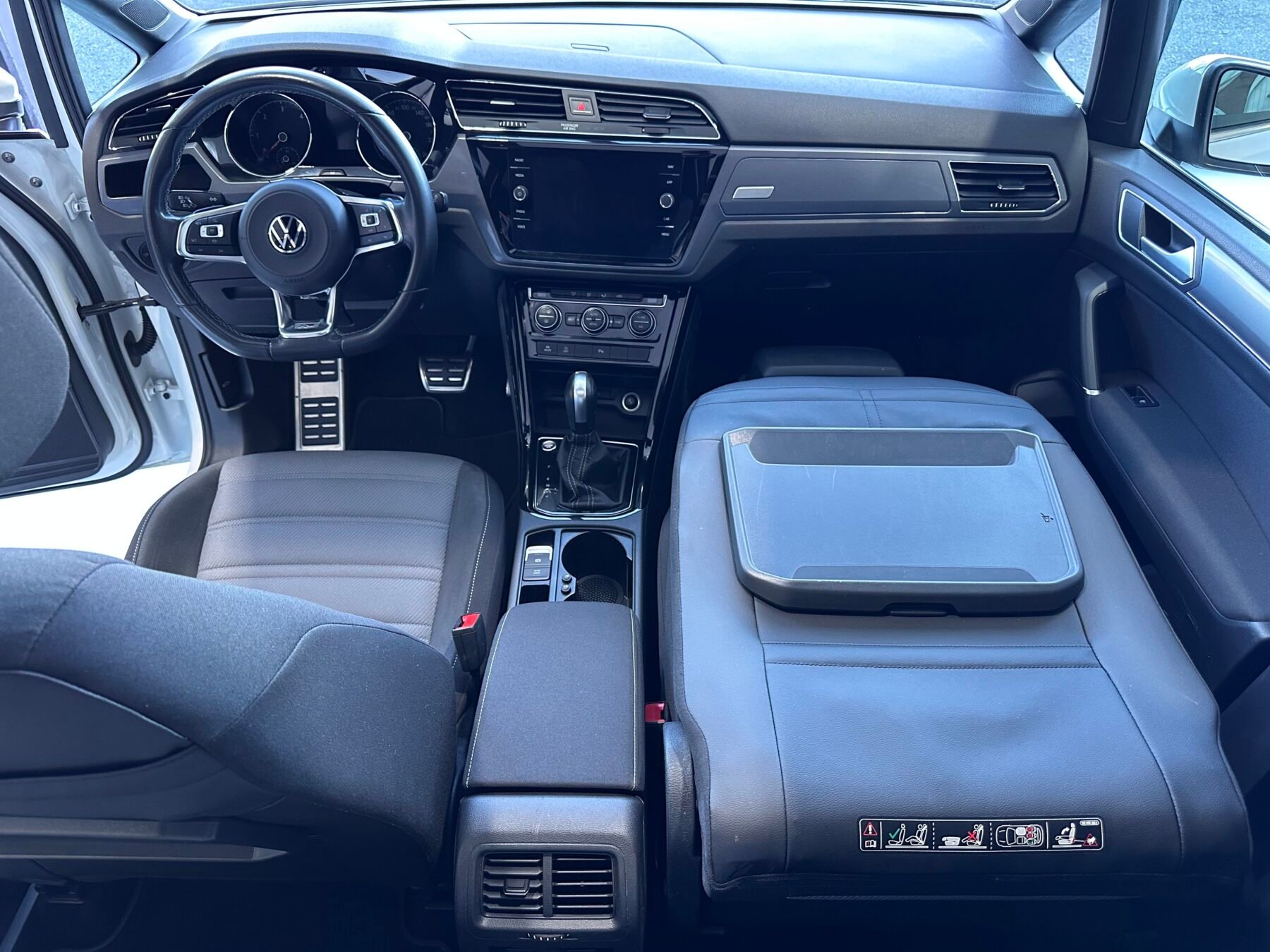 VOLKSWAGEN TOURAN RLINE 2.0TDI DSG 7 PLAZAS 