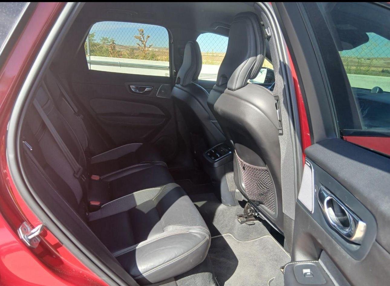 VOLVO XC60  2.0 B5 D AWD RDesign Auto