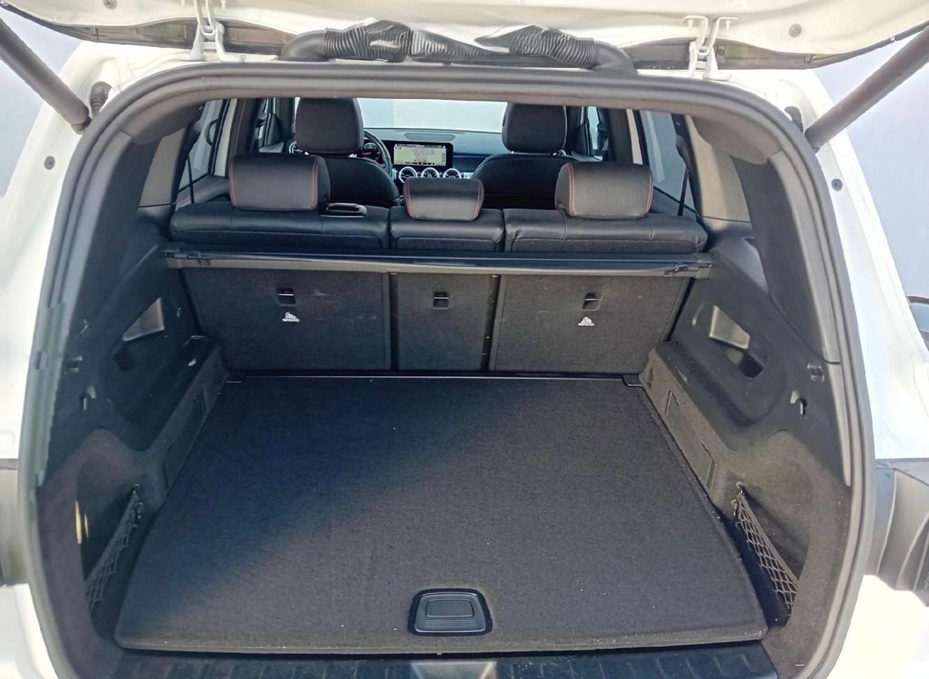 MERCEDES-BENZ GLB AMG 4 MATIC 200