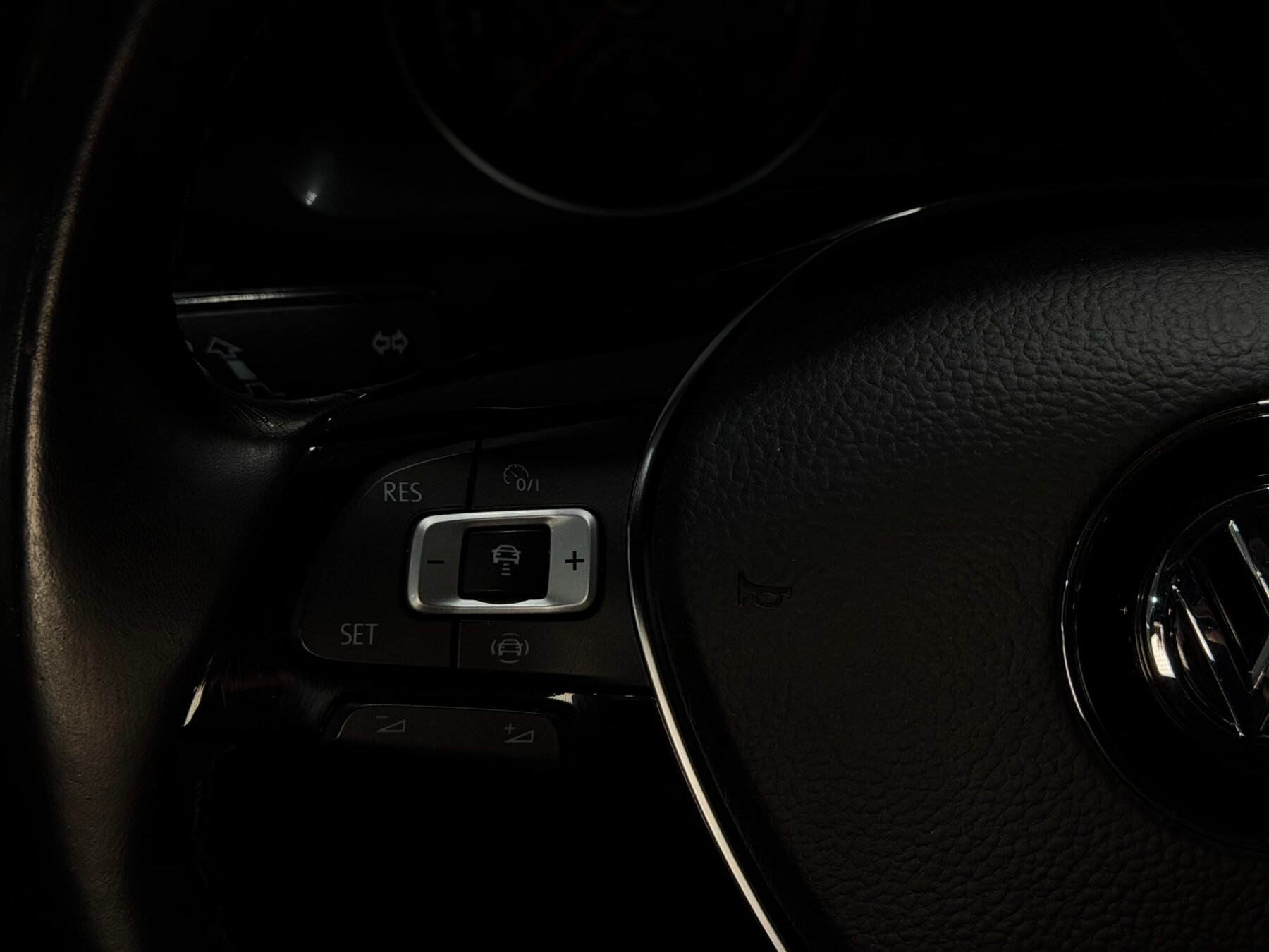 VOLKSWAGEN GOLF VARIANT 1.5 TSI 