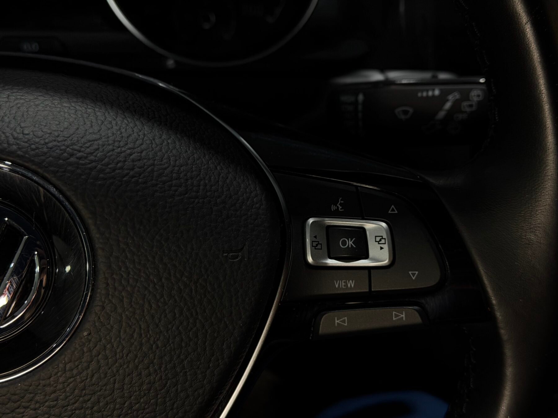 VOLKSWAGEN GOLF VARIANT 1.5 TSI 