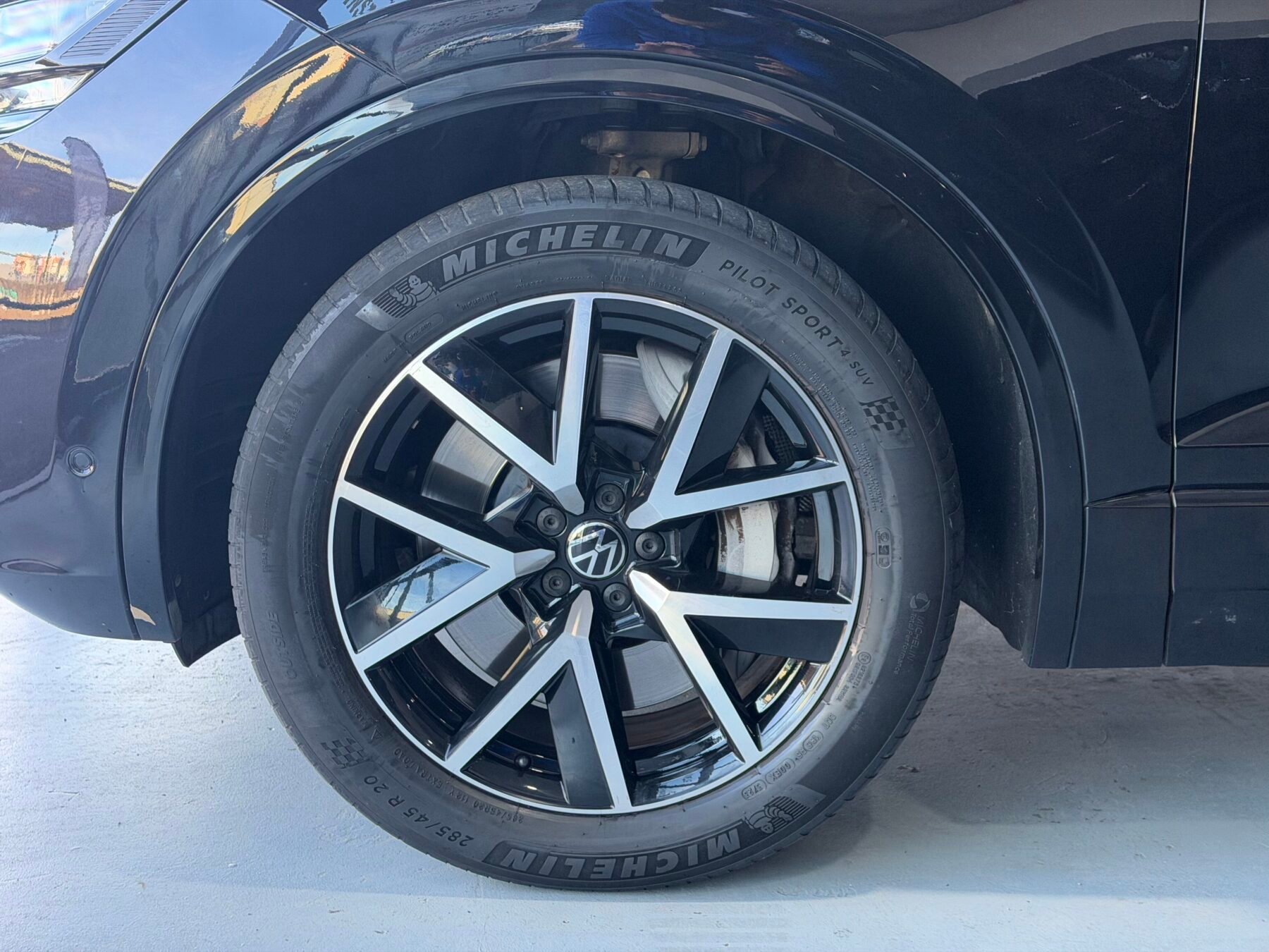 VOLKSWAGEN touareg R 3.0 V6 TSI 462cv