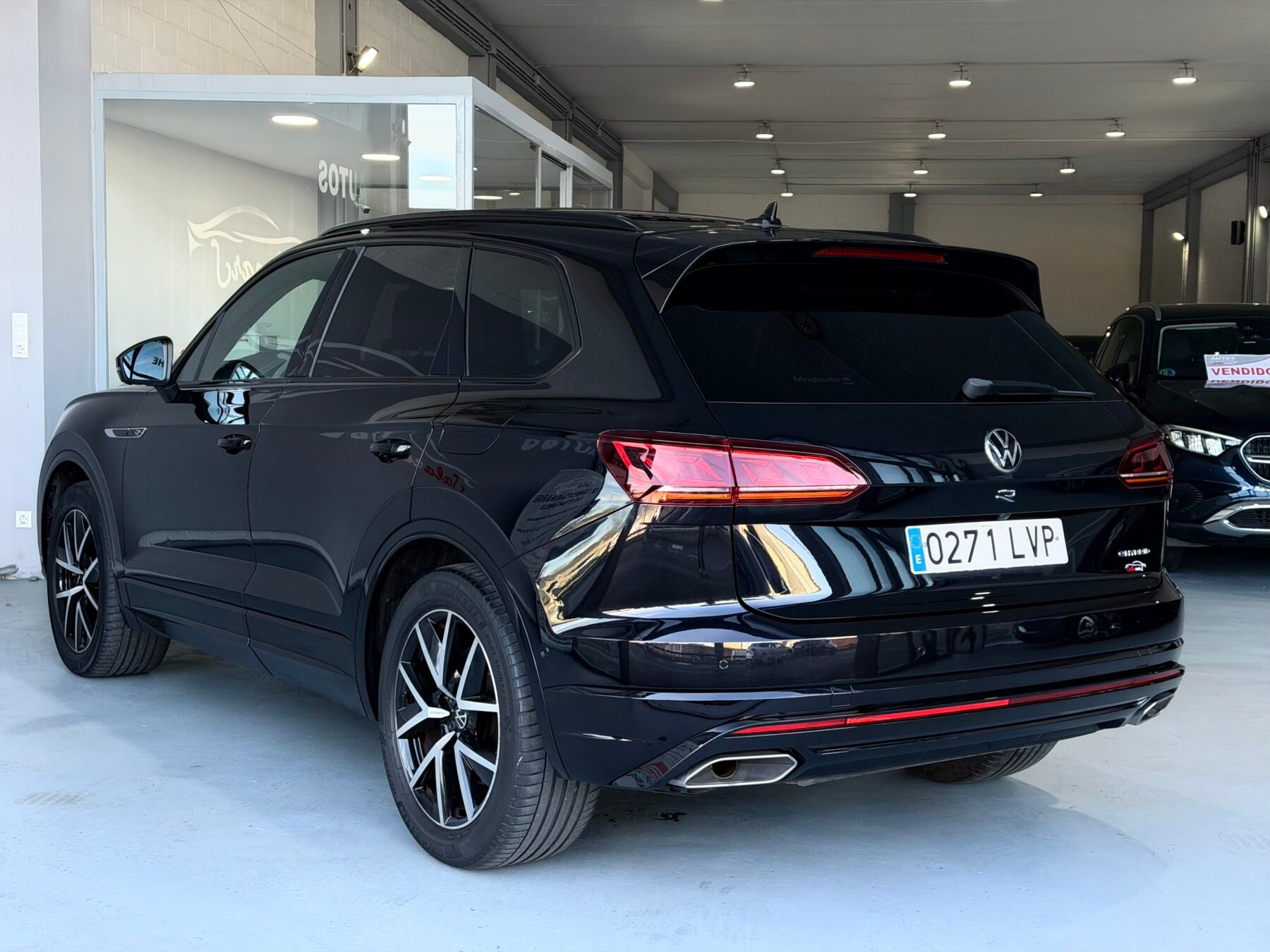 VOLKSWAGEN touareg R 3.0 V6 TSI 462cv