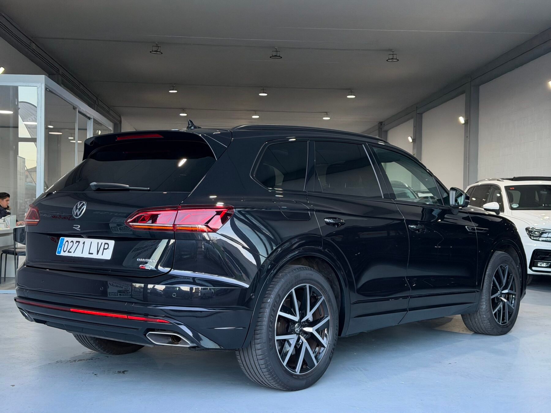 VOLKSWAGEN touareg R 3.0 V6 TSI 462cv