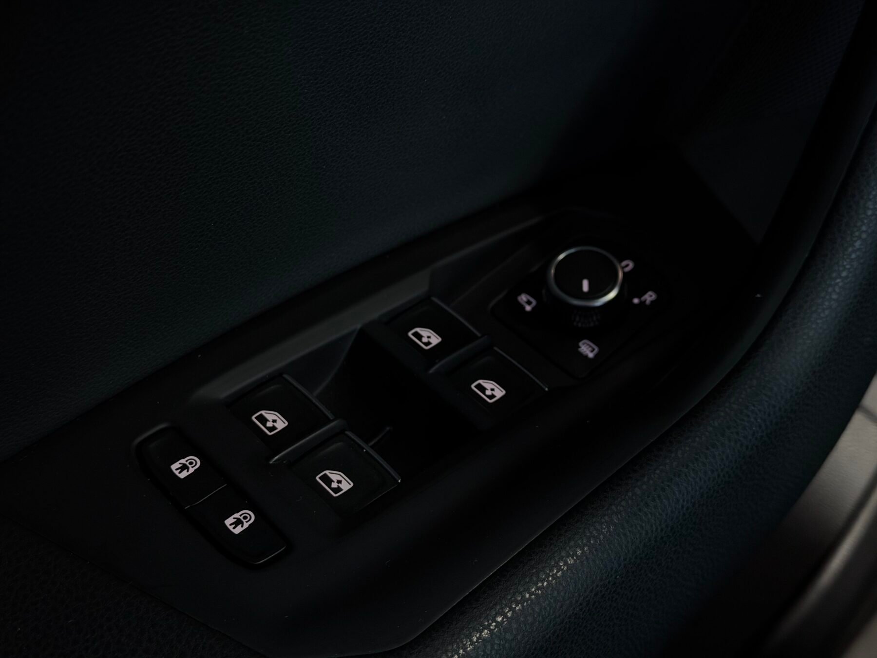 VOLKSWAGEN touareg R 3.0 V6 TSI 462cv