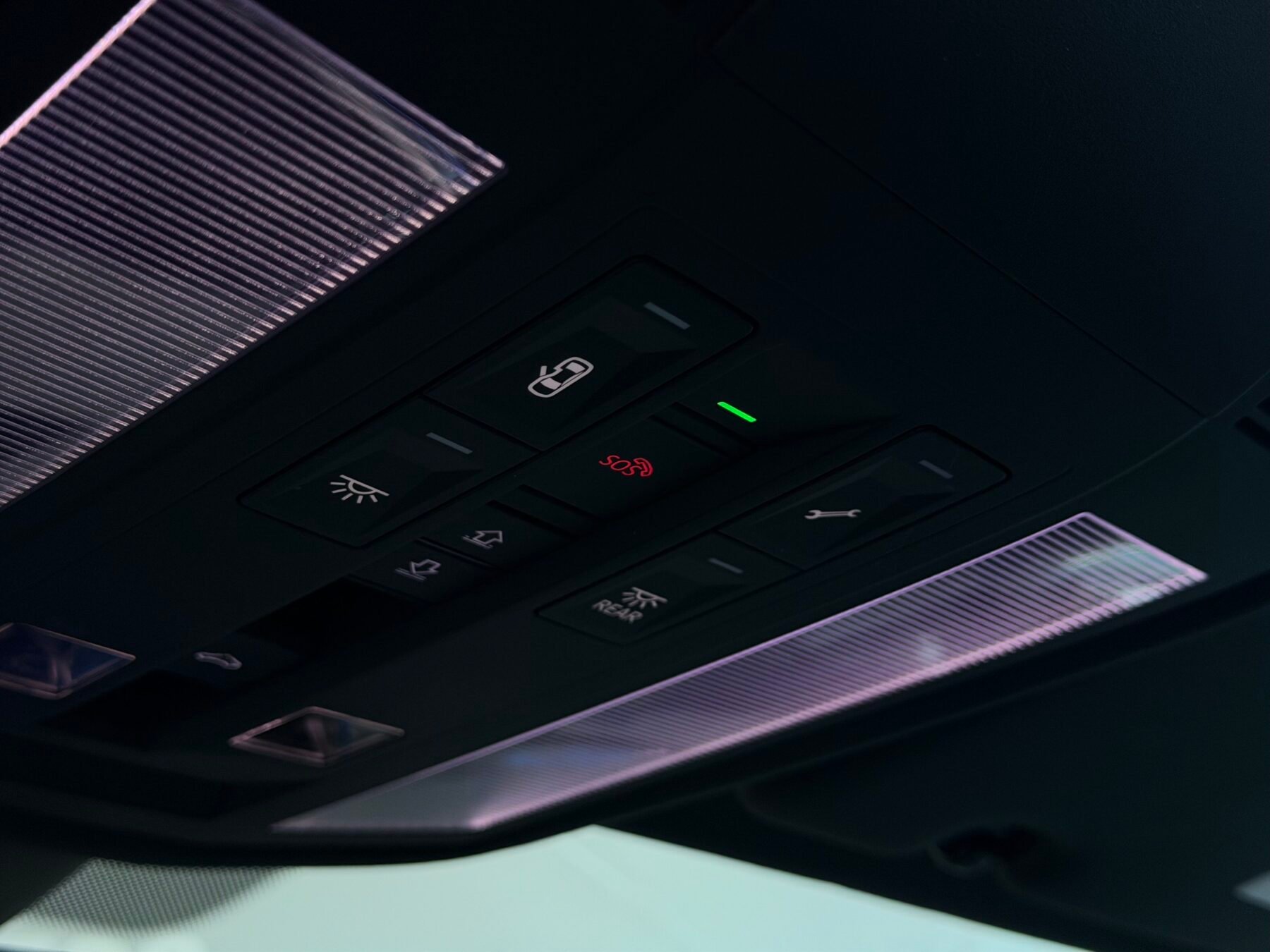 VOLKSWAGEN touareg R 3.0 V6 TSI 462cv