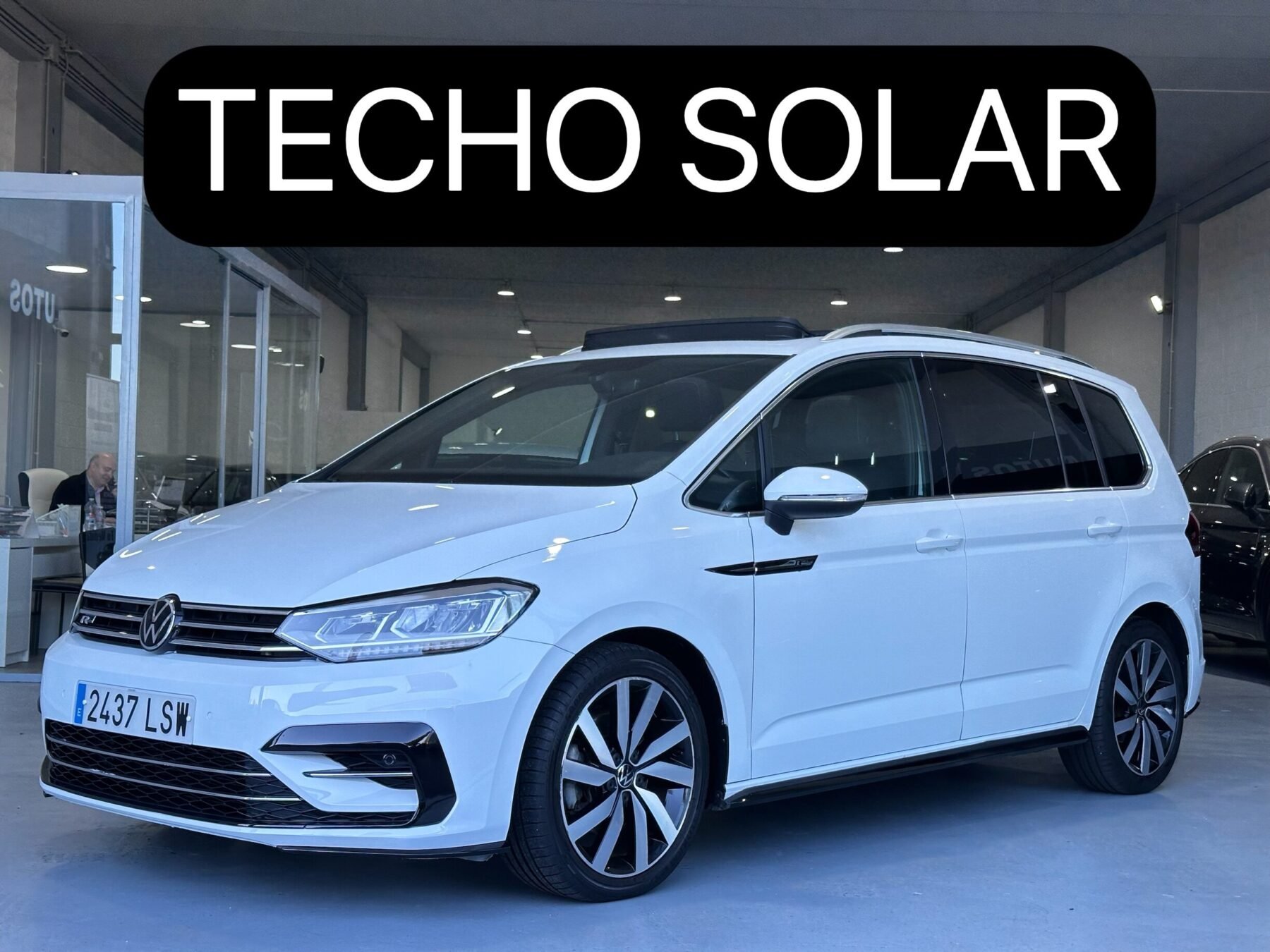 VOLKSWAGEN TOURAN RLINE 2.0TDI DSG 7 PLAZAS 