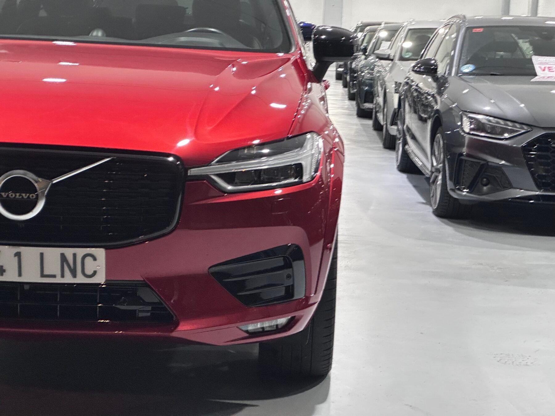 VOLVO XC60  2.0 B5 D AWD RDesign Auto