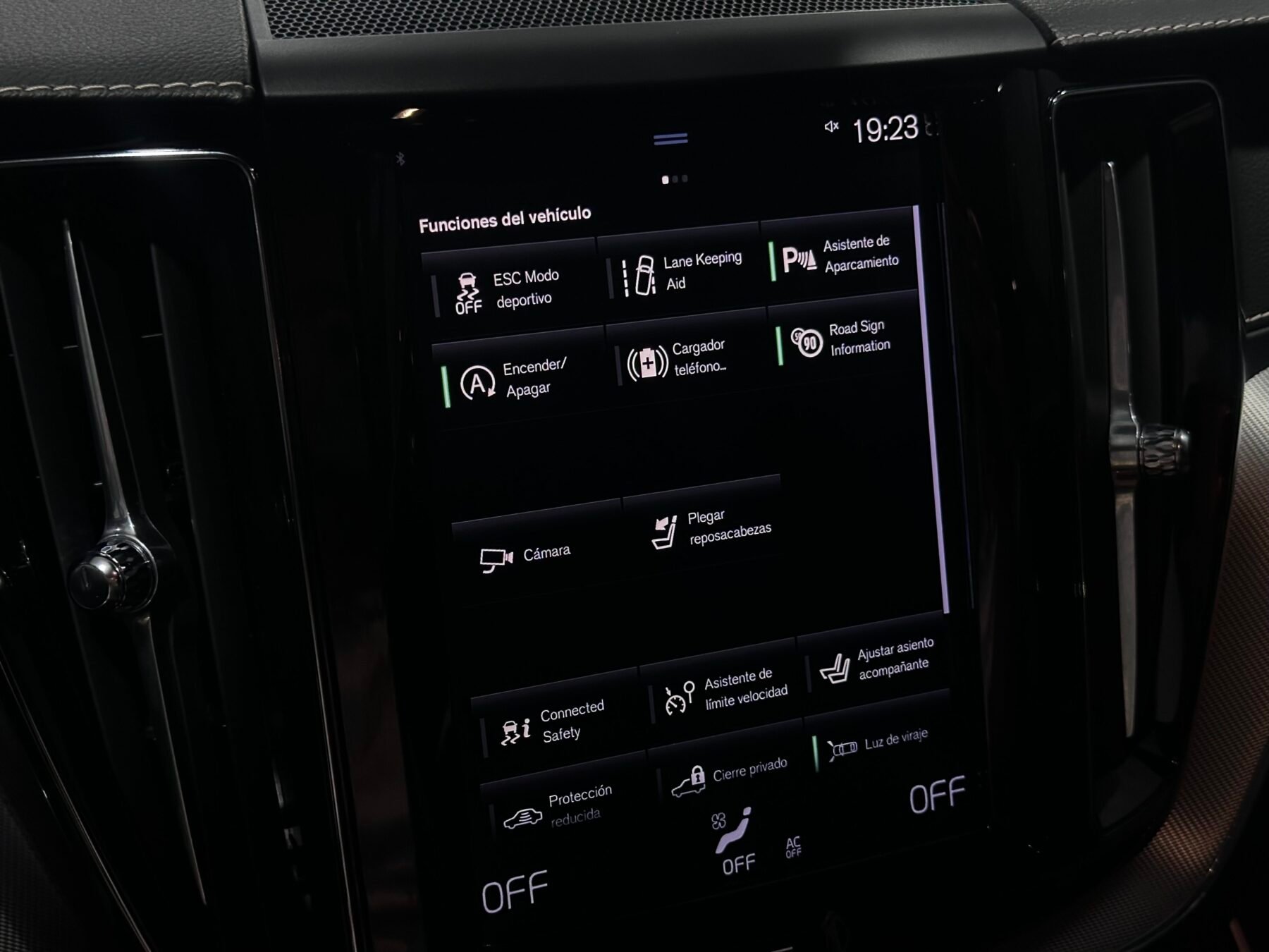 VOLVO XC60  2.0 B5 D AWD RDesign Auto