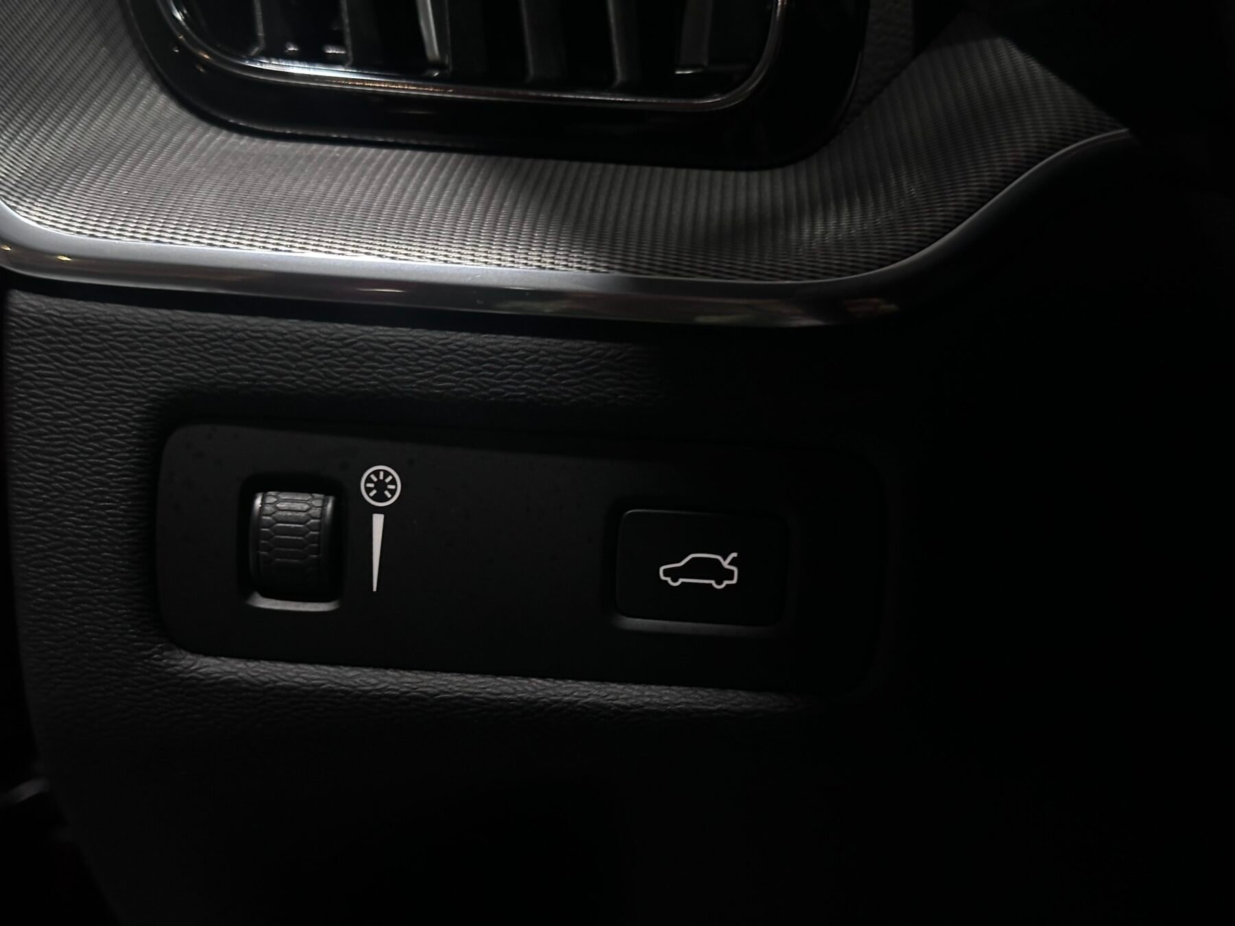 VOLVO XC60  2.0 B5 D AWD RDesign Auto