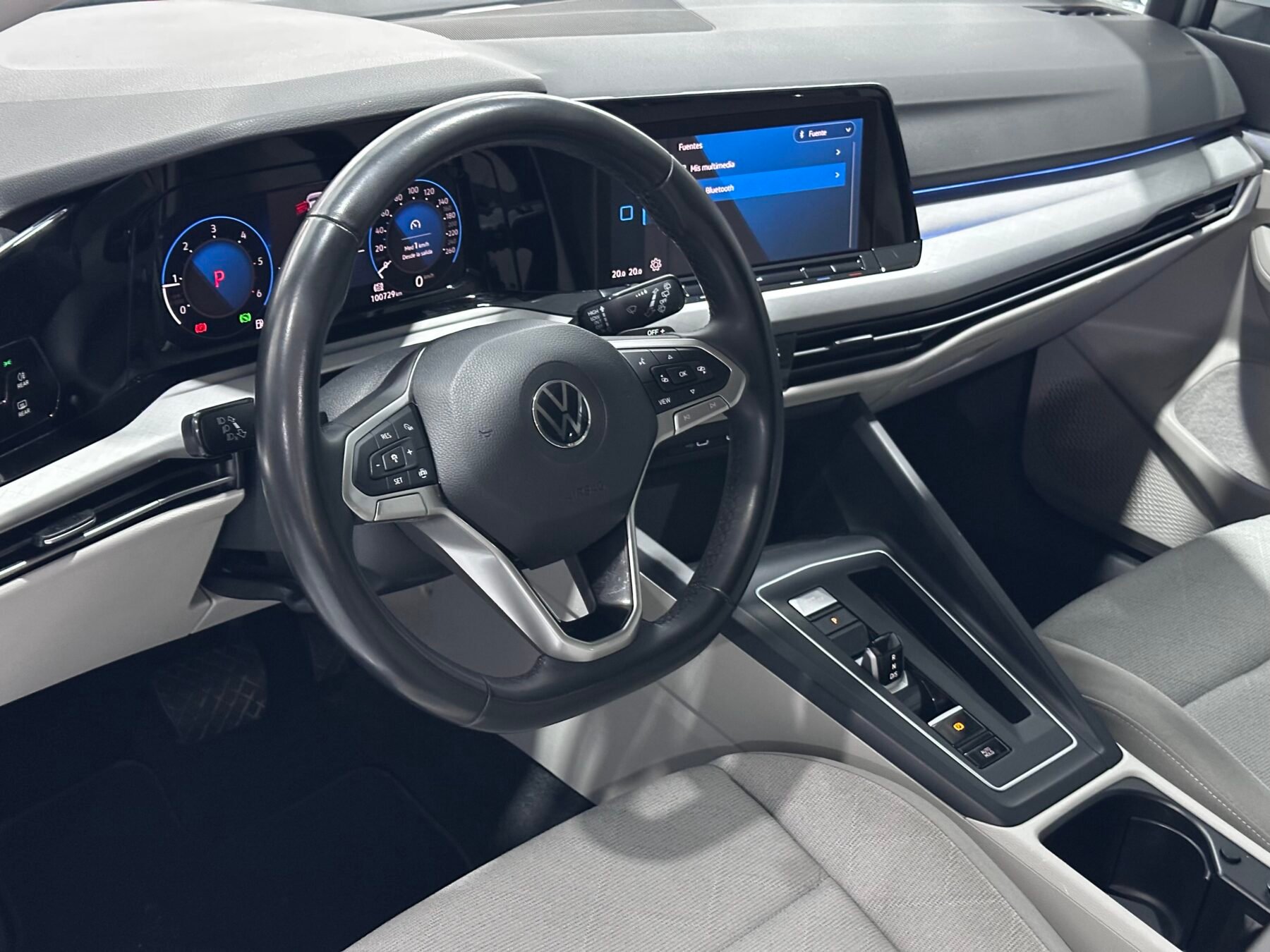 VOLKSWAGEN GOLF Life 2.0 TDI 85WK 115cv DSG variant