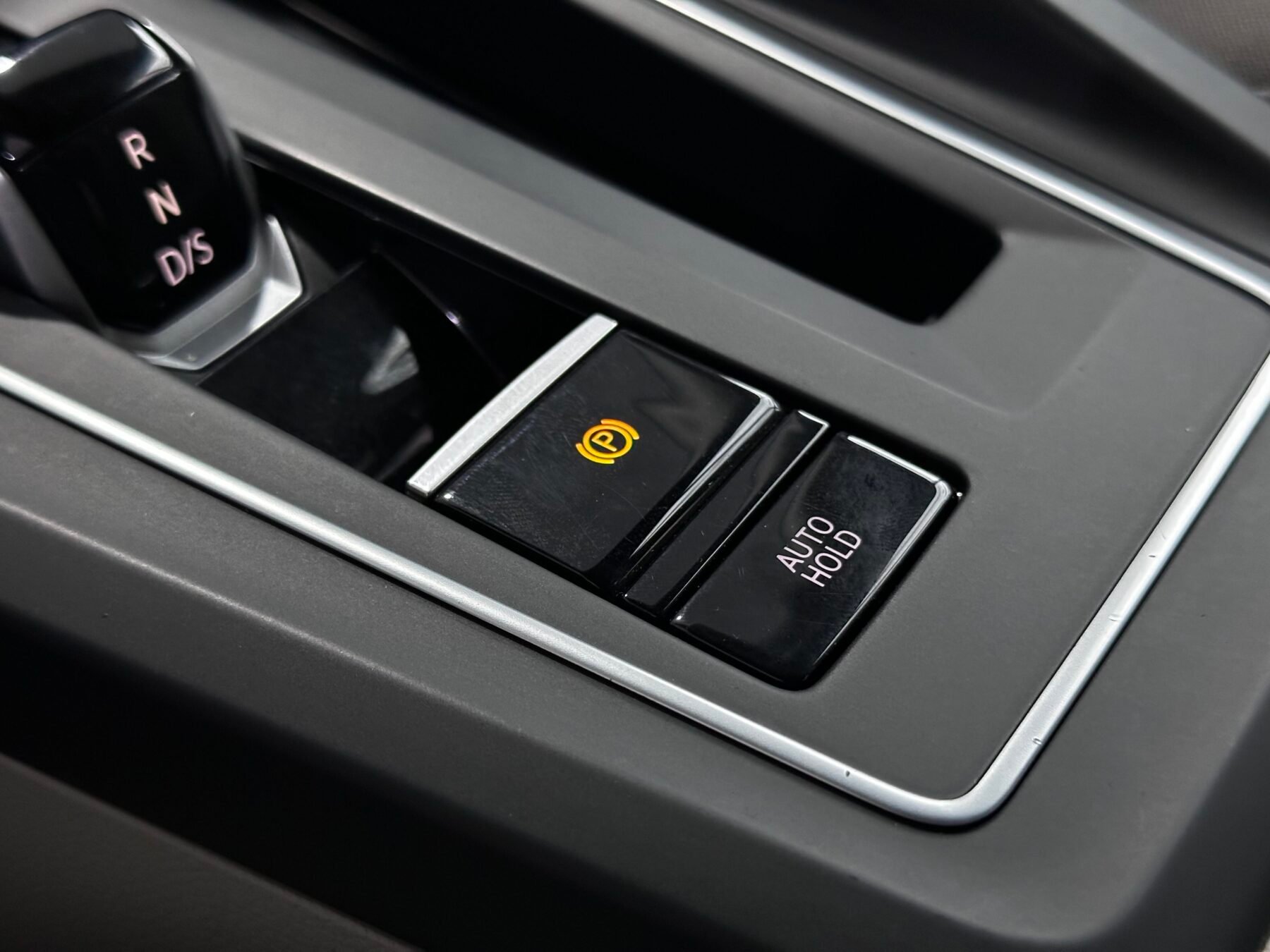 VOLKSWAGEN GOLF Life 2.0 TDI 85WK 115cv DSG variant