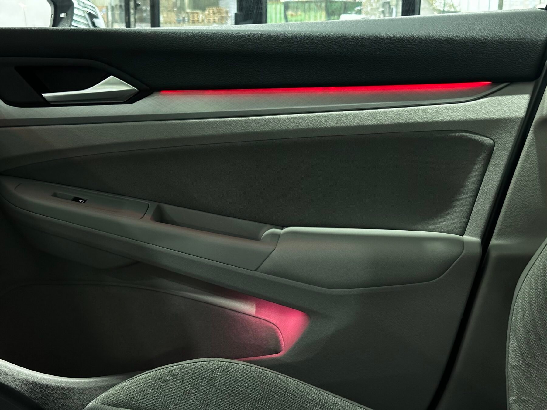 VOLKSWAGEN GOLF Life 2.0 TDI 85WK 115cv DSG variant