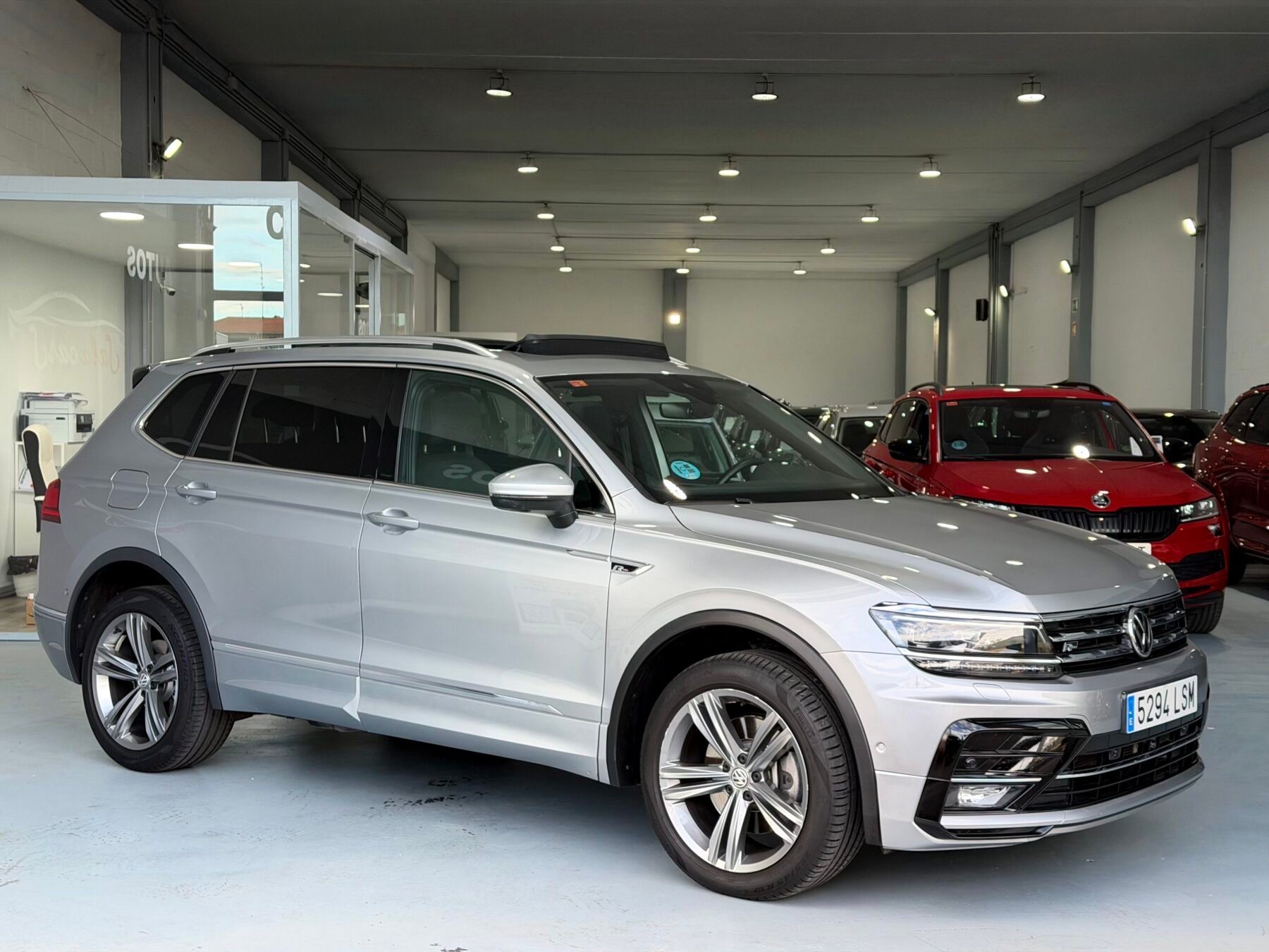 VOLKSWAGEN TIGUAN ALLSPACE RLINE 