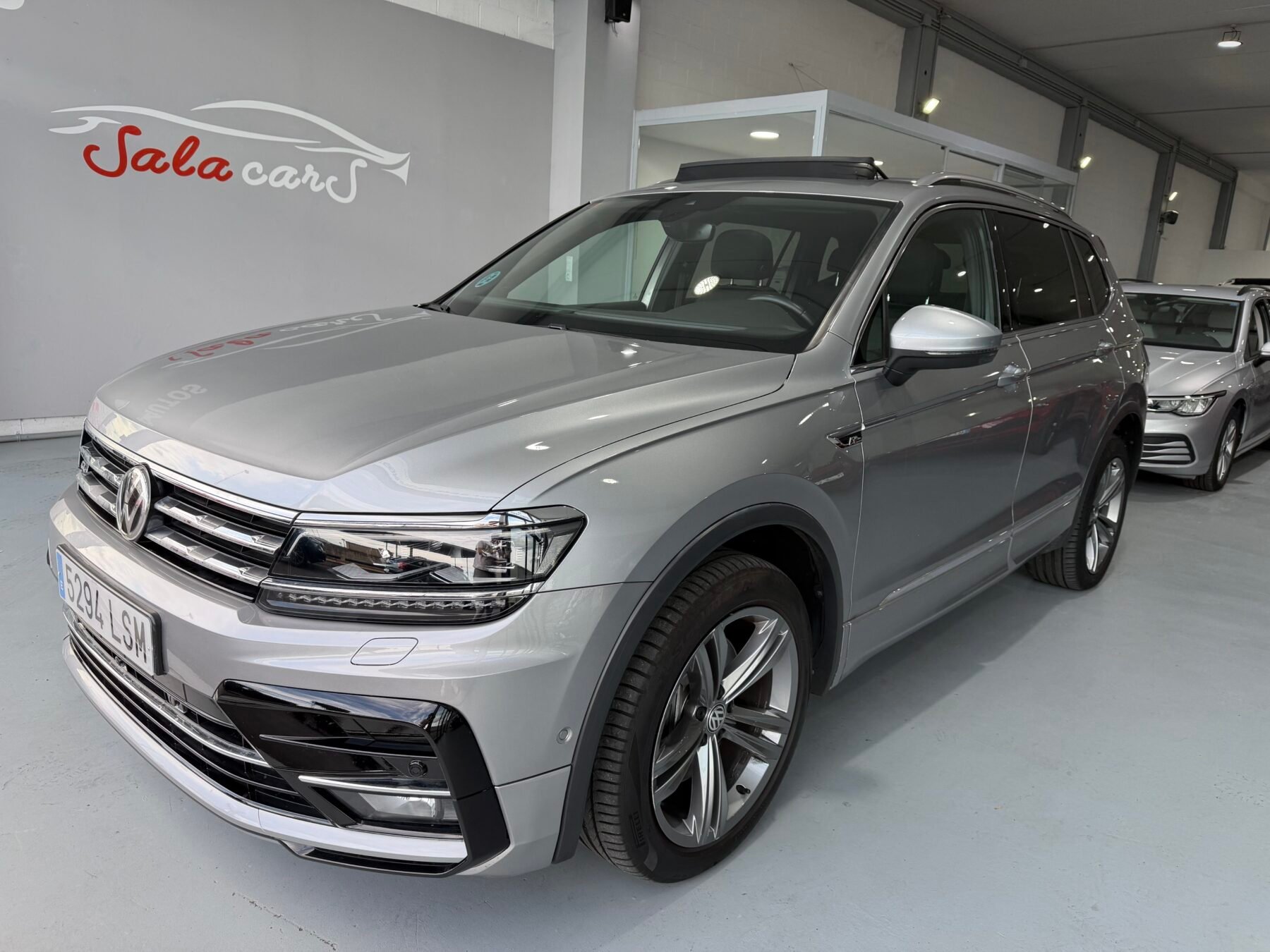 VOLKSWAGEN TIGUAN ALLSPACE RLINE 