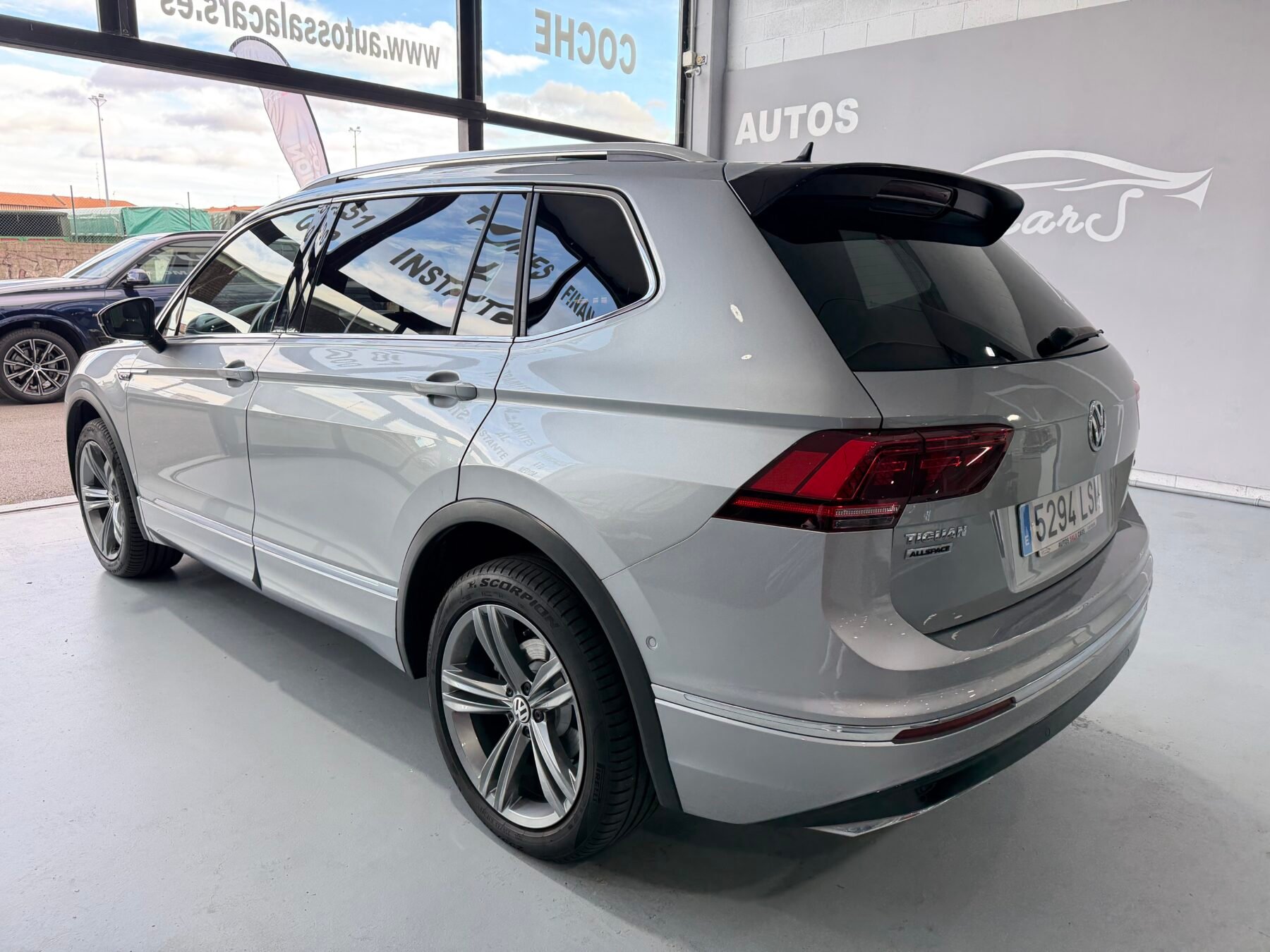 VOLKSWAGEN TIGUAN ALLSPACE RLINE 