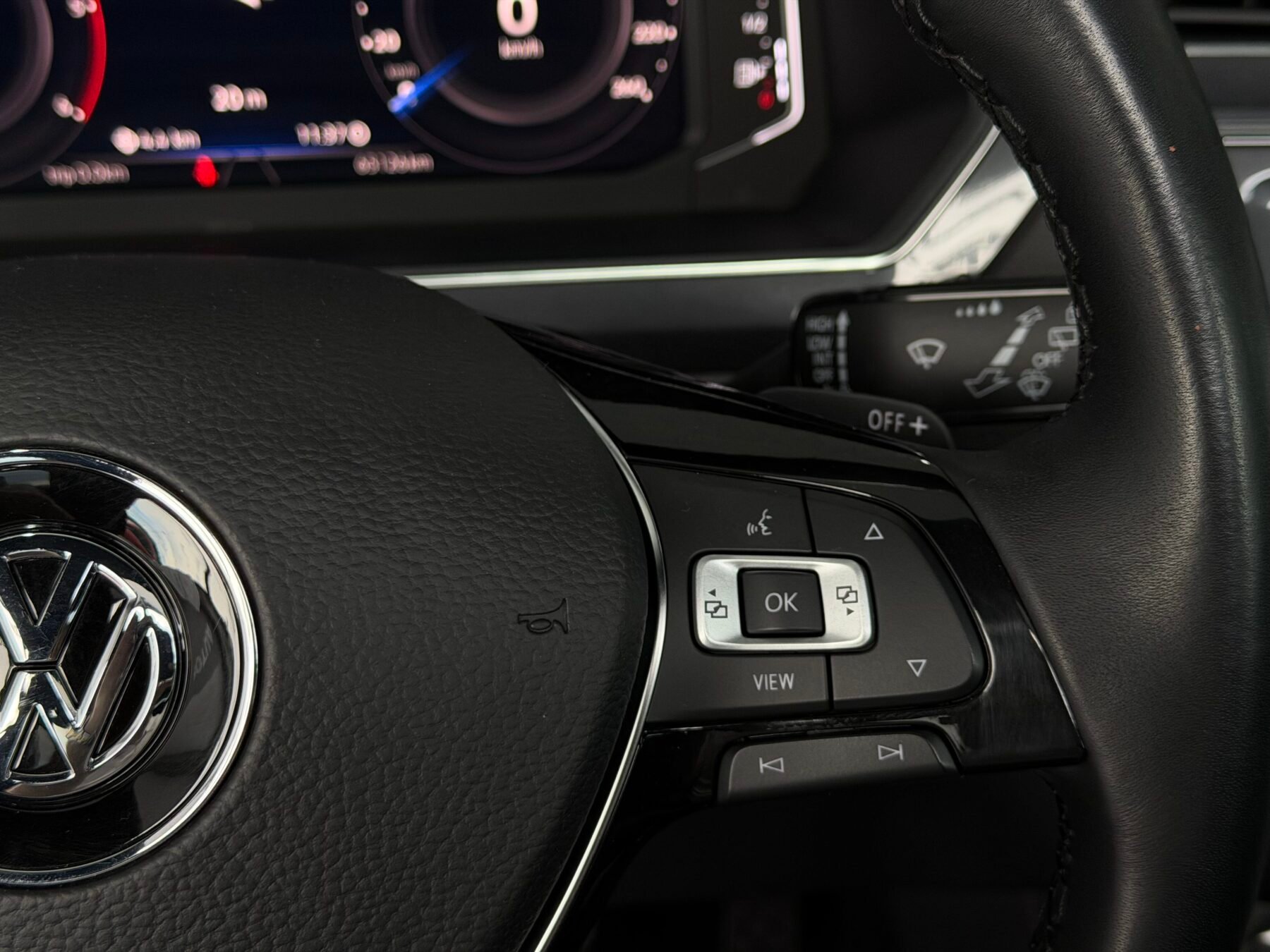 VOLKSWAGEN TIGUAN ALLSPACE RLINE 