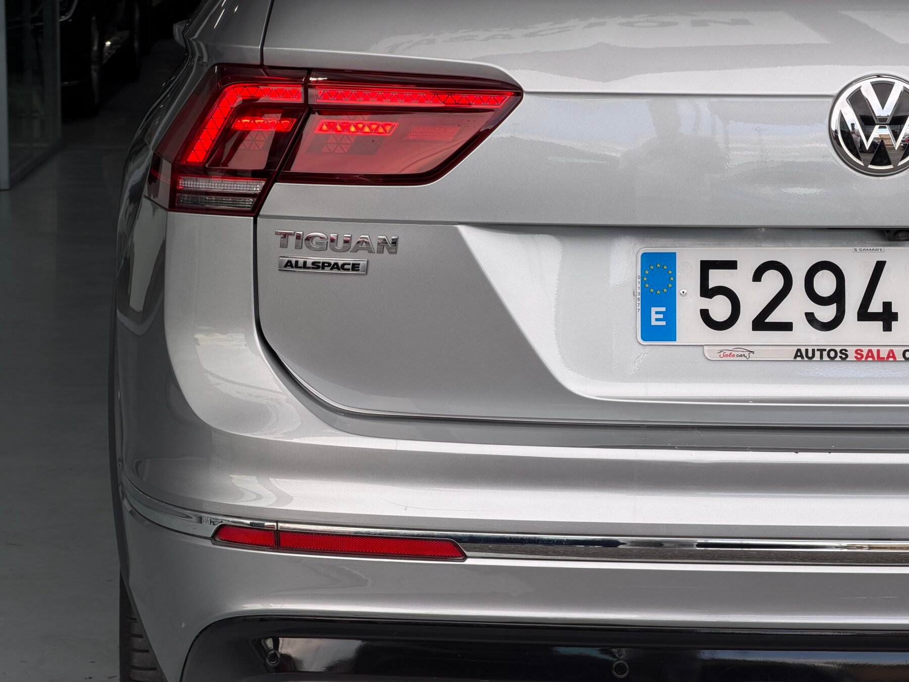 VOLKSWAGEN TIGUAN ALLSPACE RLINE 