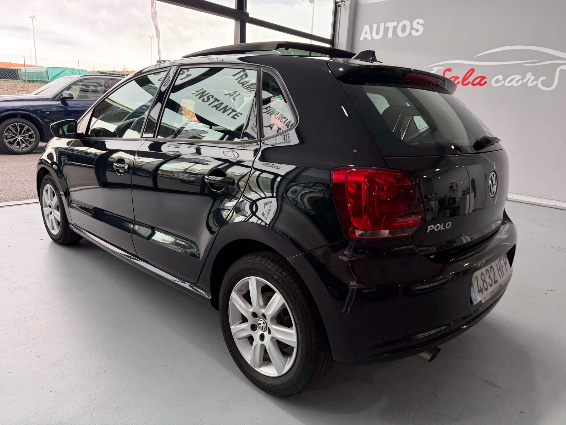 VOLKSWAGEN POLO 1.4 SPORT