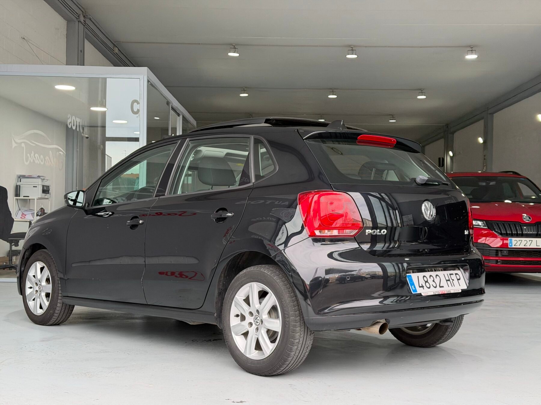 VOLKSWAGEN POLO 1.4 SPORT