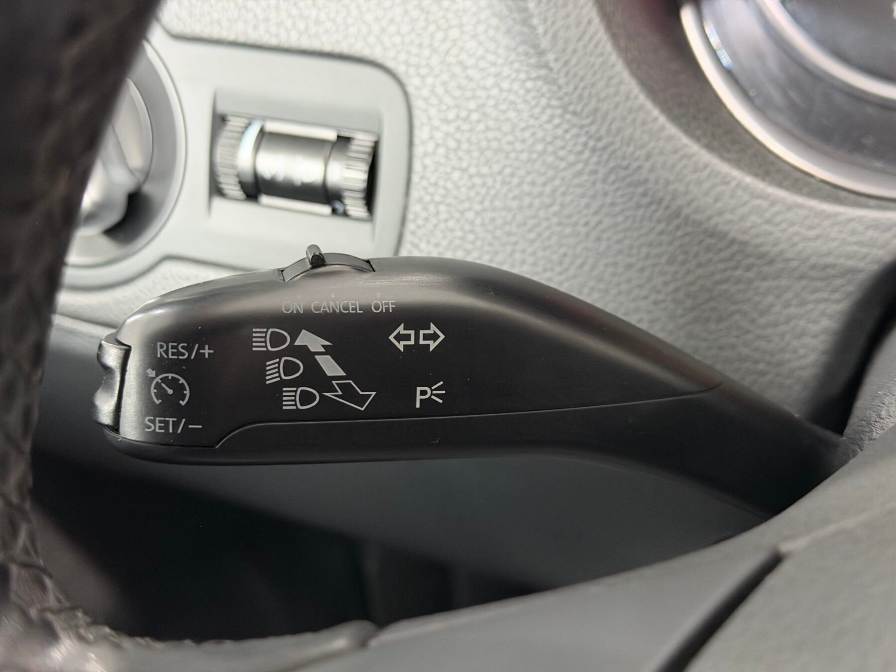 VOLKSWAGEN POLO 1.4 SPORT