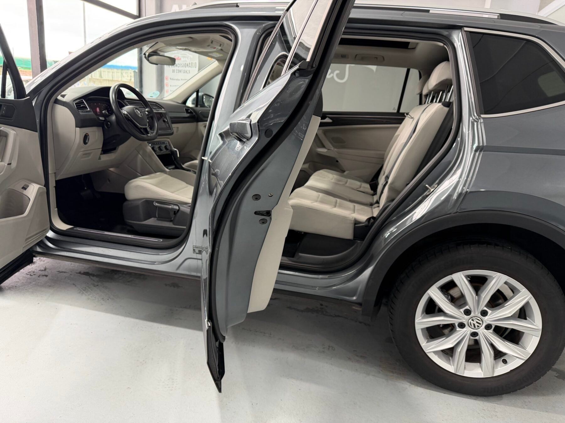 VOLKSWAGEN TIGUAN ALLSPACE SPORT 7 PLAZAS 2.0TDI 