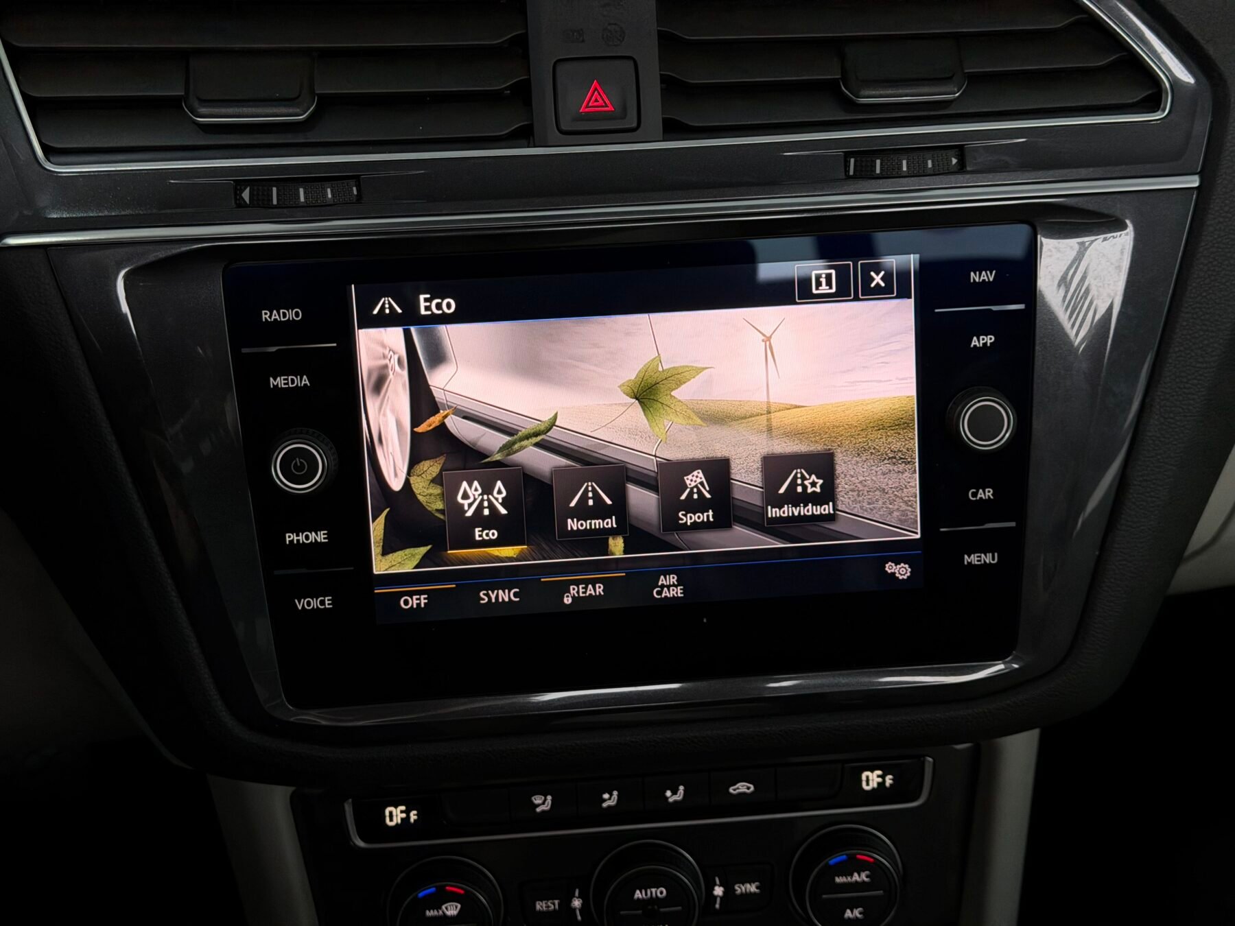 VOLKSWAGEN TIGUAN ALLSPACE SPORT 7 PLAZAS 2.0TDI 