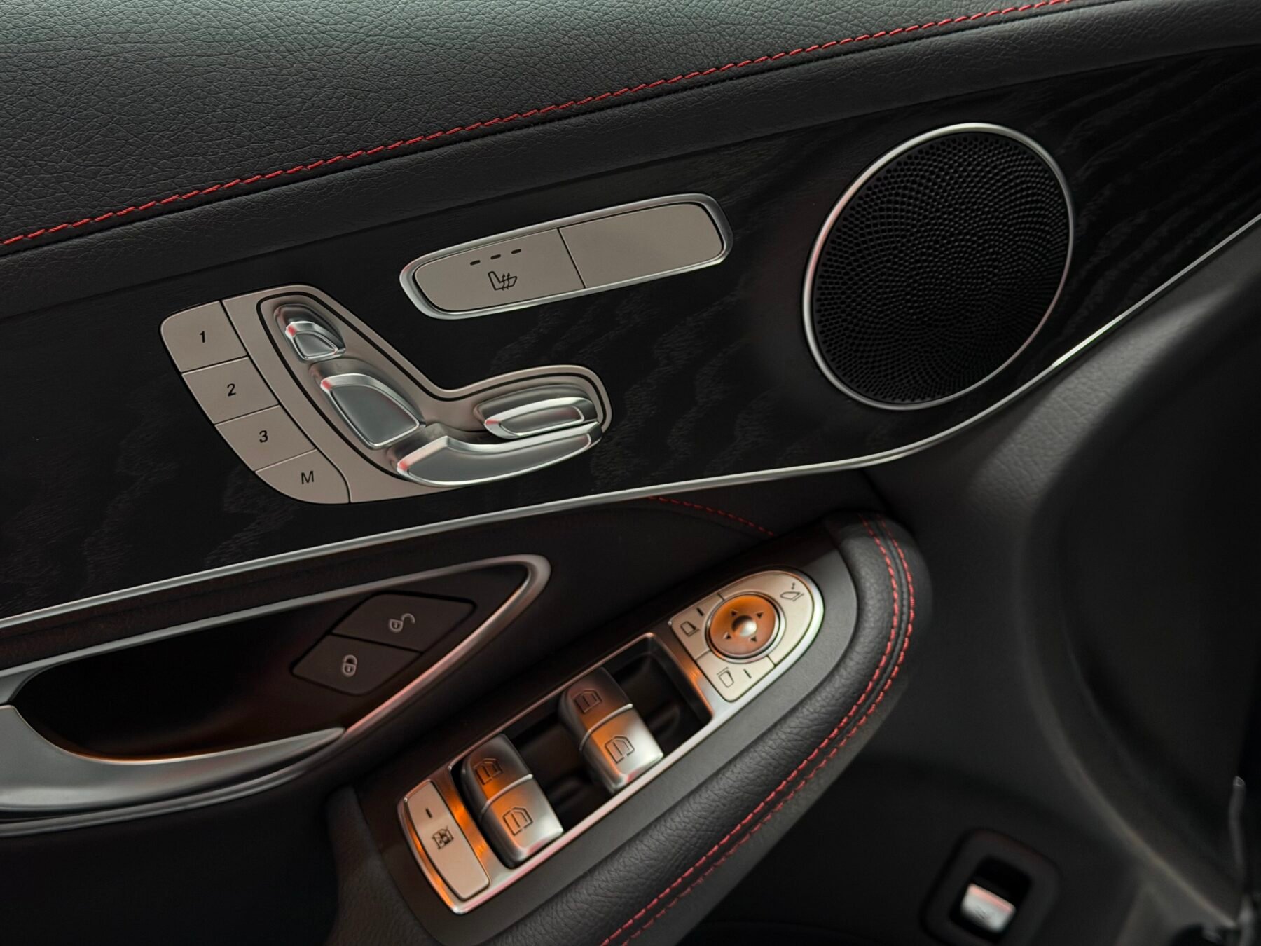 MERCEDES-BENZ GLC COUPE AMG 43 3.0V6 