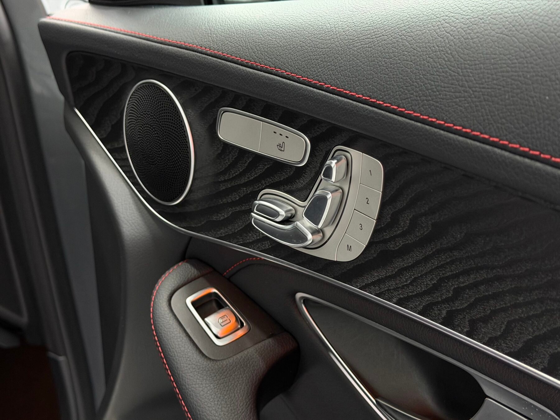 MERCEDES-BENZ GLC COUPE AMG 43 3.0V6 